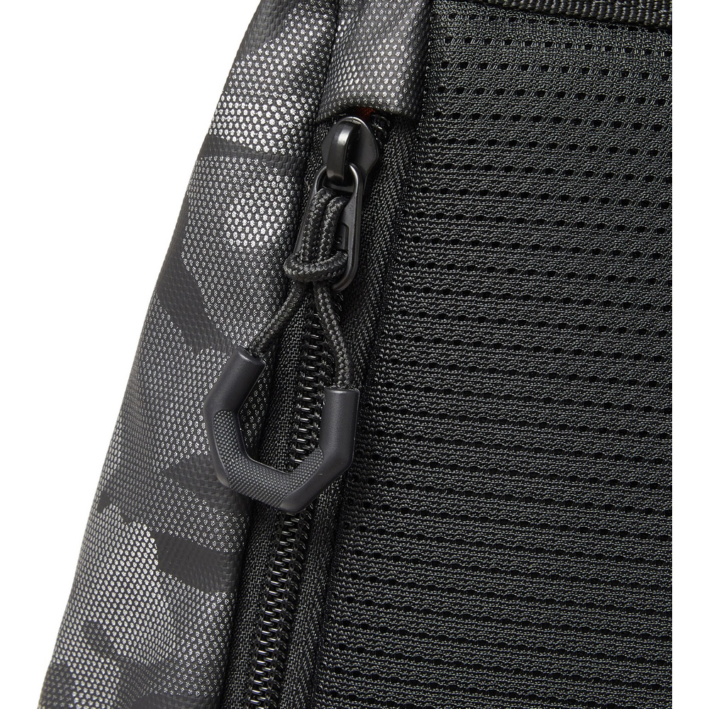Рюкзак RIVACASE Sherwood 7621 Gray Camo