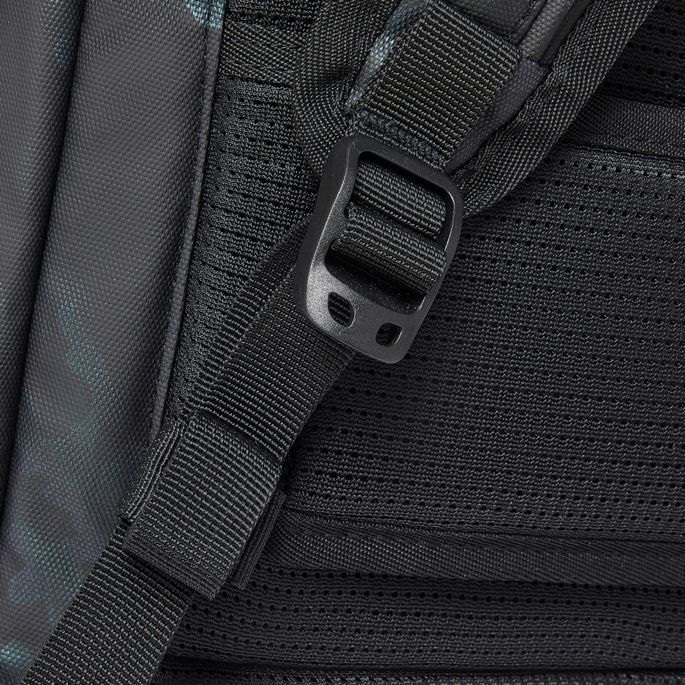 Рюкзак RIVACASE Sherwood 7663 Navy Camo