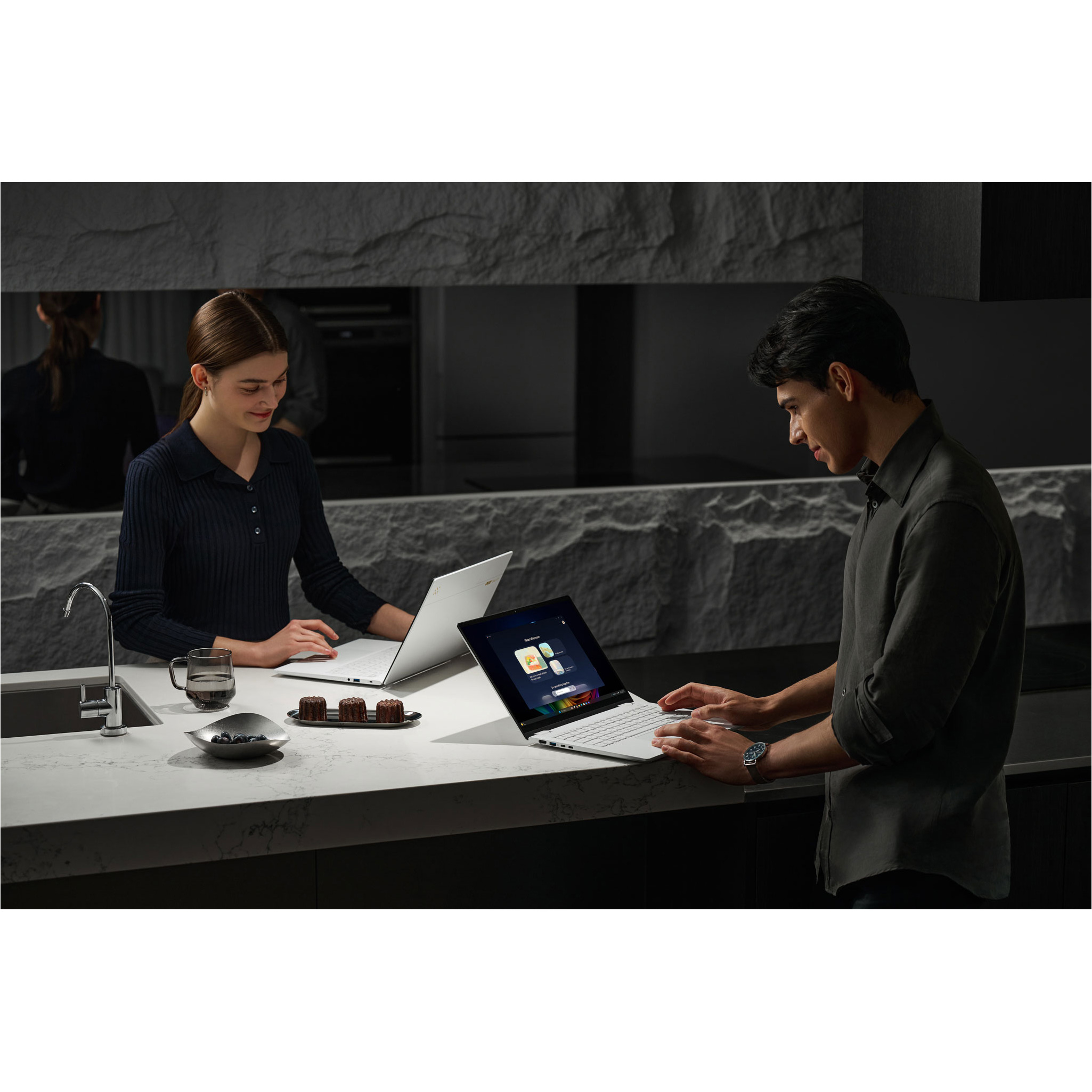Ноутбук ACER Swift Edge 14 AI SFE14-51T-72R7 Pearl White (NX.JG4EU.003)