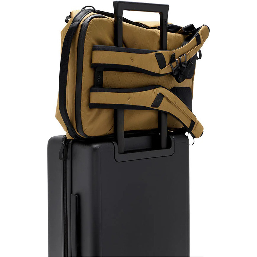 Рюкзак для фототехники PEAK DESIGN Everyday Backpack v2 30L Coyote (BEDB-30-CY-3)