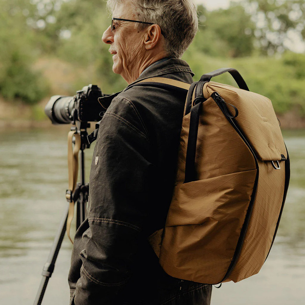Рюкзак для фототехники PEAK DESIGN Everyday Backpack v2 30L Coyote (BEDB-30-CY-3)