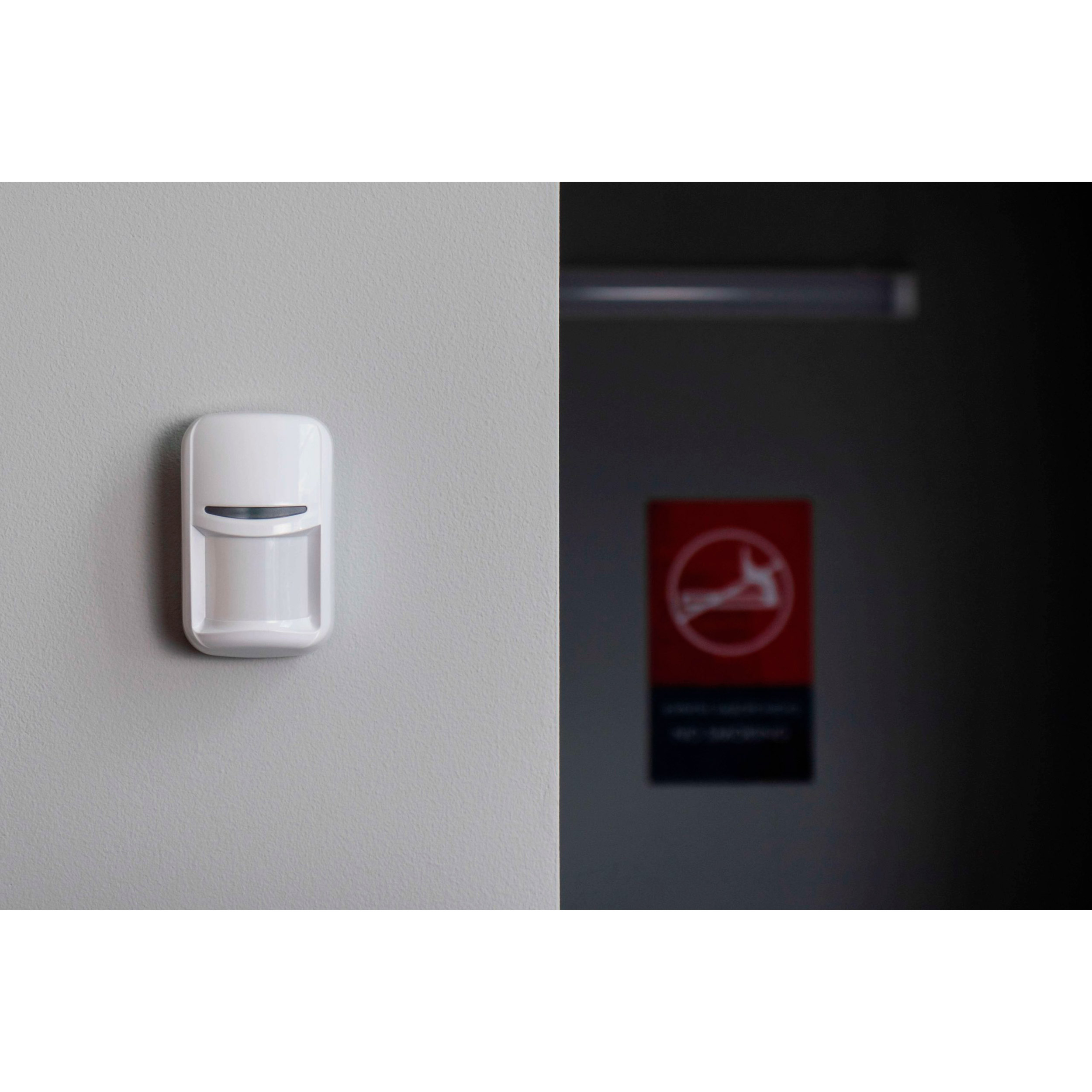 Датчик руху з імунітетом до тварин U-PROX PIR White