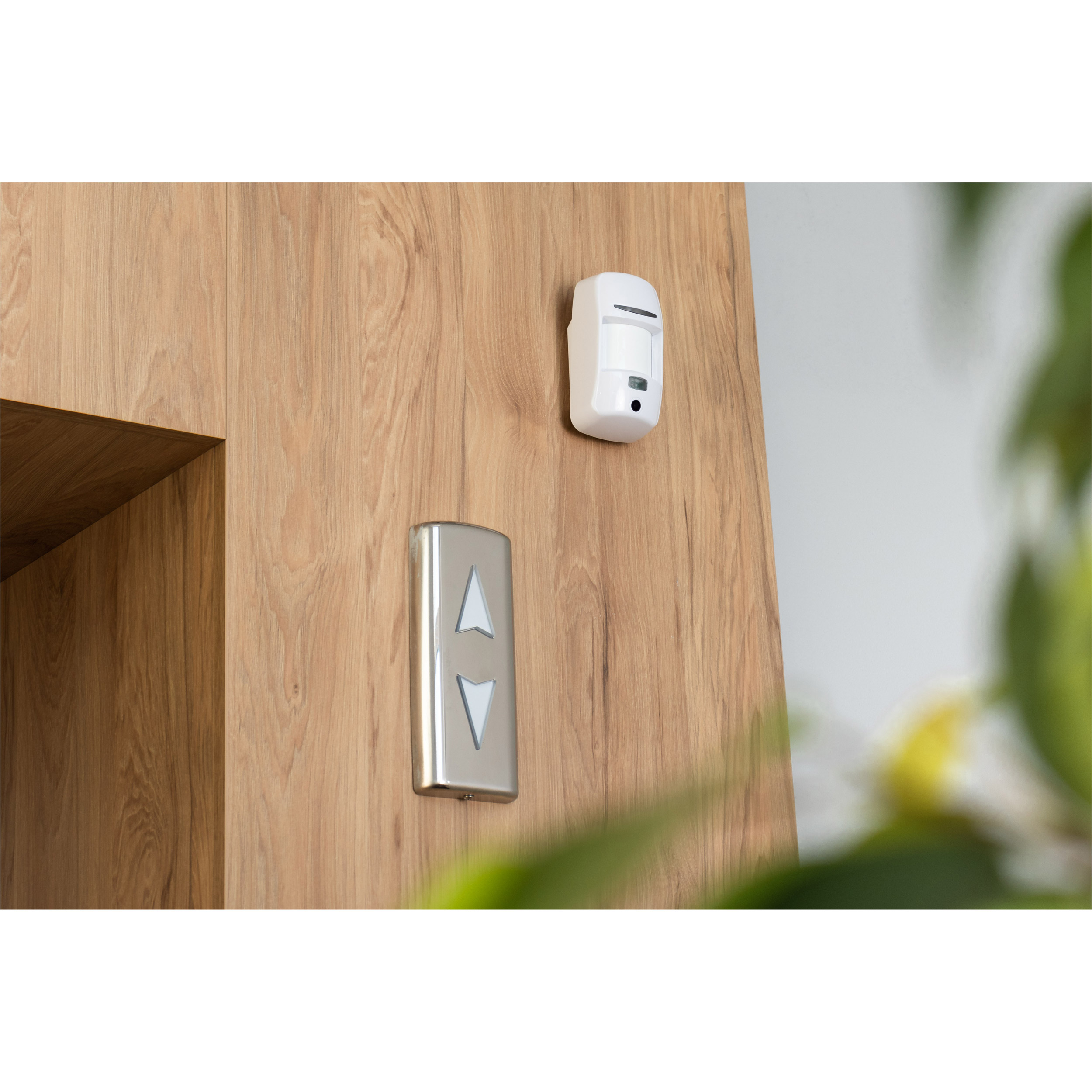 Датчик руху з камерою U-PROX PIR Cam White