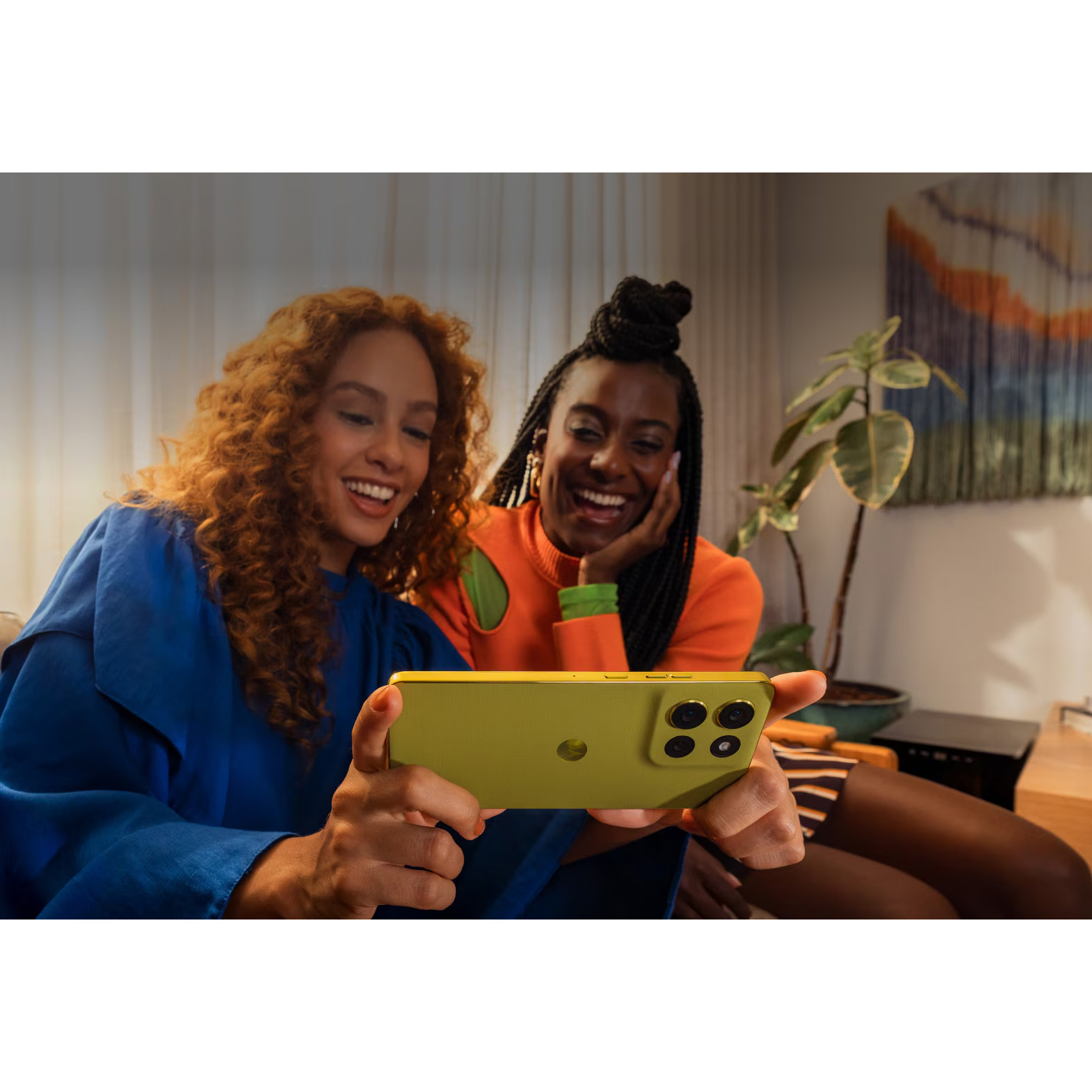 Смартфон MOTOROLA Moto G86 G5 8/256GB Golden Cypress (PB7L0115RS)