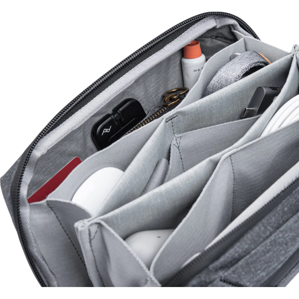 Органайзер для аксесуарів PEAK DESIGN Tech Pouch Charcoal (BTP-CH-3)