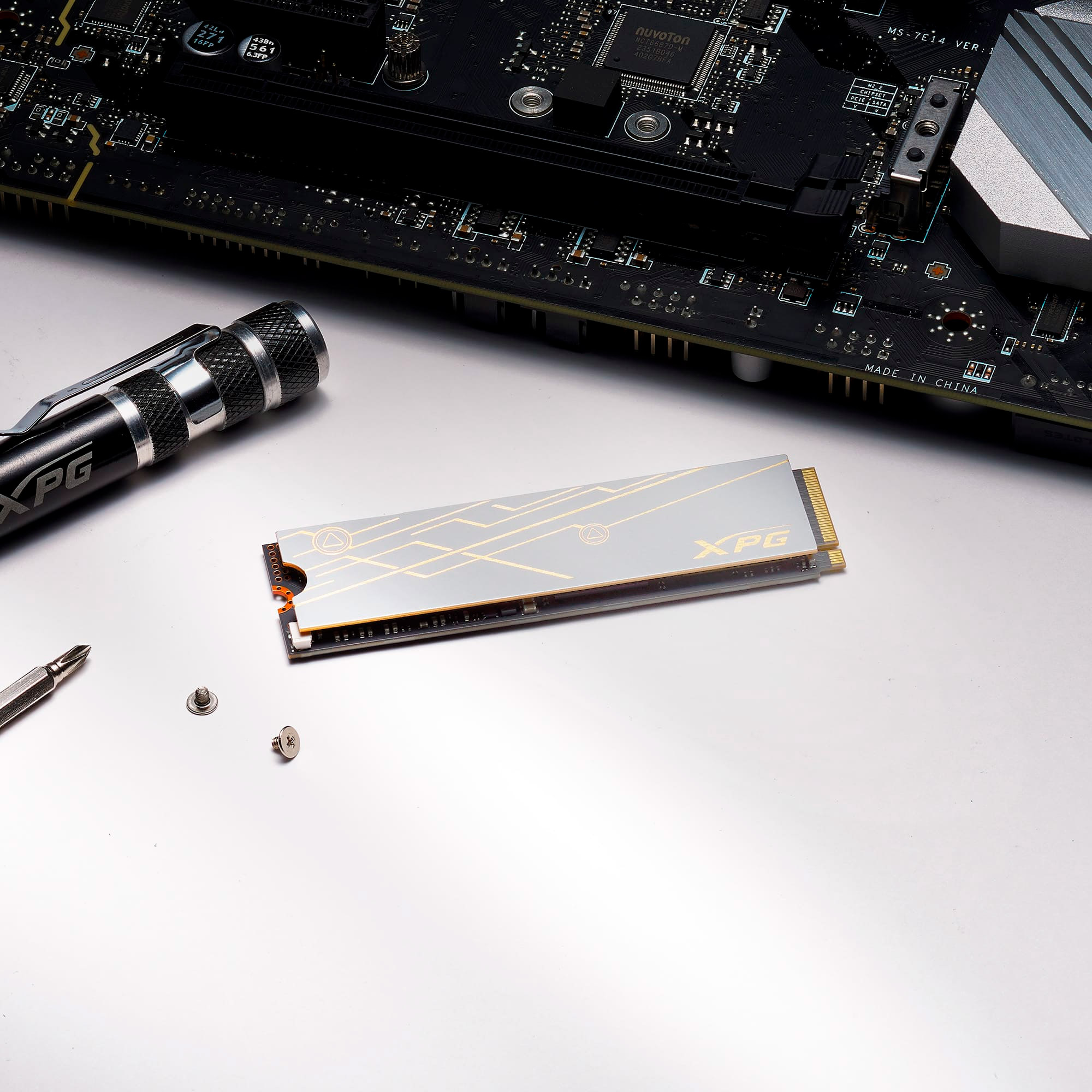 SSD диск ADATA XPG Mars 980 Blade 2TB M.2 NVMe (SMAR-980B-2TCS)