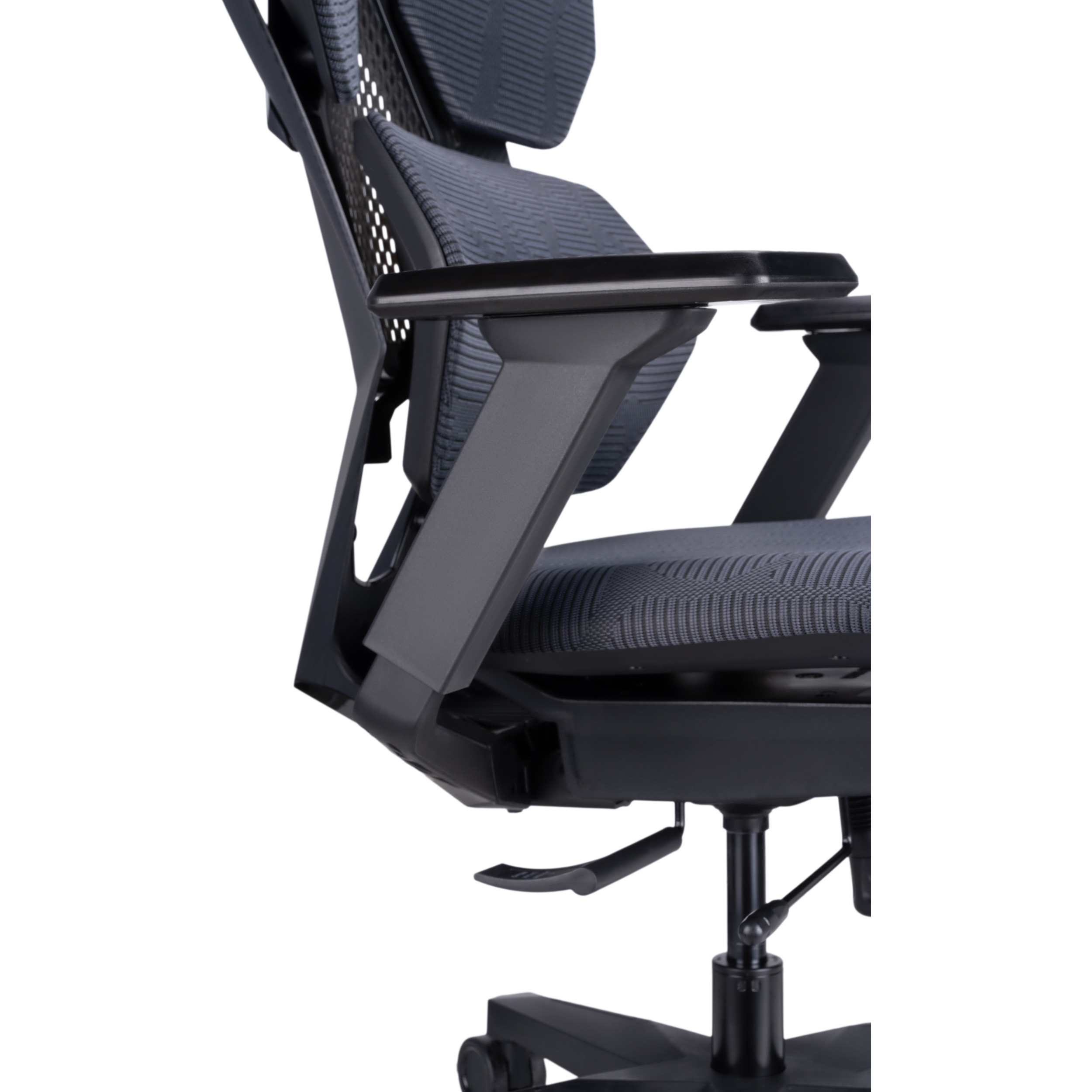 Кресло геймерское GAMEPRO GCM140 Black (GCM140B)
