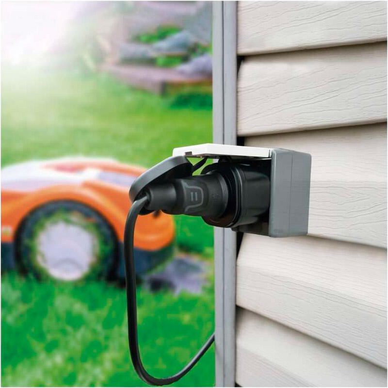 Умная влагозащищенная розетка EMOS GoSmart ZigBee IP44 IP-3010S (P5534)