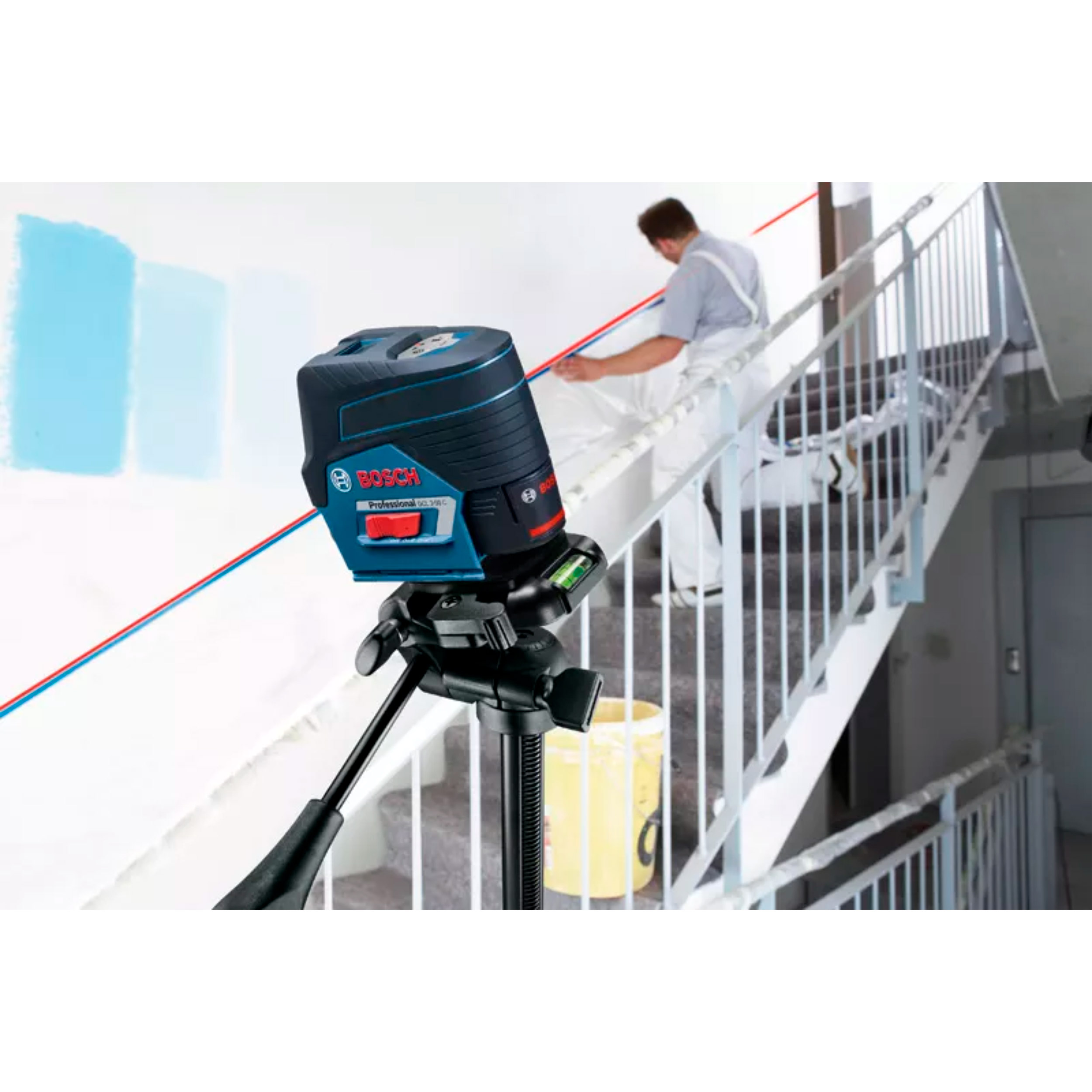 Нівелір лазерний BOSCH GCL 2-50 C Professional + тримач RM2 + 4xАКБ АА + кутова пластина + чохол (0.601.066.G00)