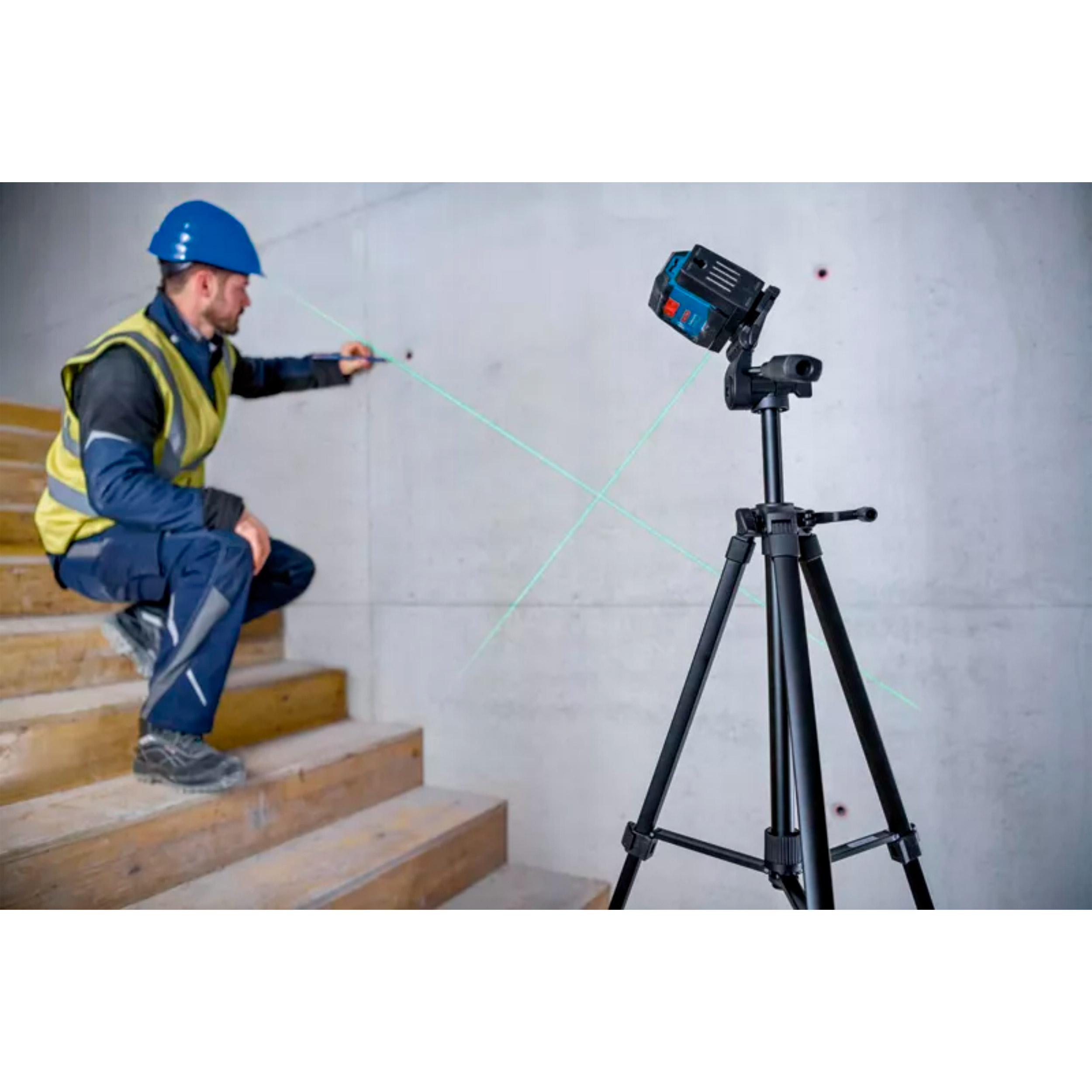 Нівелір лазерний BOSCH GLL 12-22 G Professional + 2xАКБ АА + чохол (0.601.065.320)