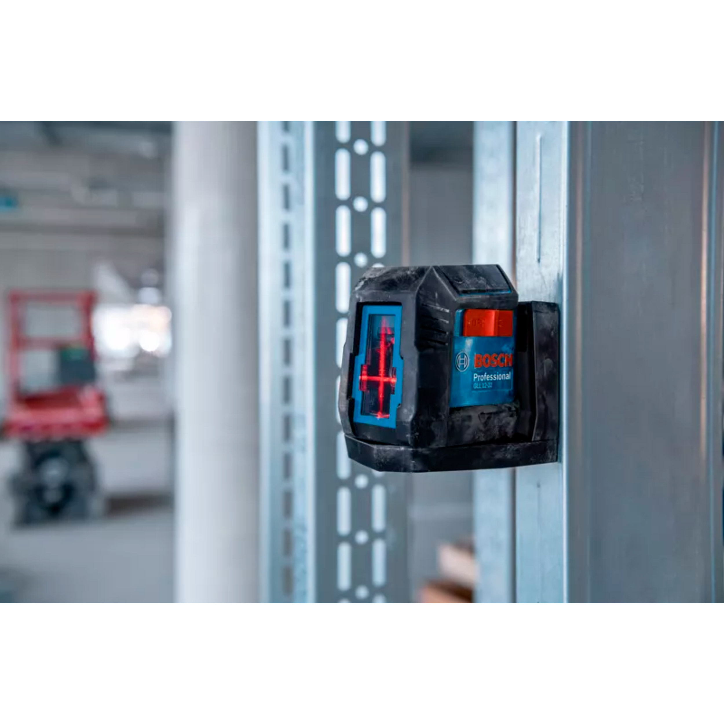 Нівелір лазерний BOSCH GLL 12-22 Professional + 2xАКБ АА + чохол (0.601.065.220)