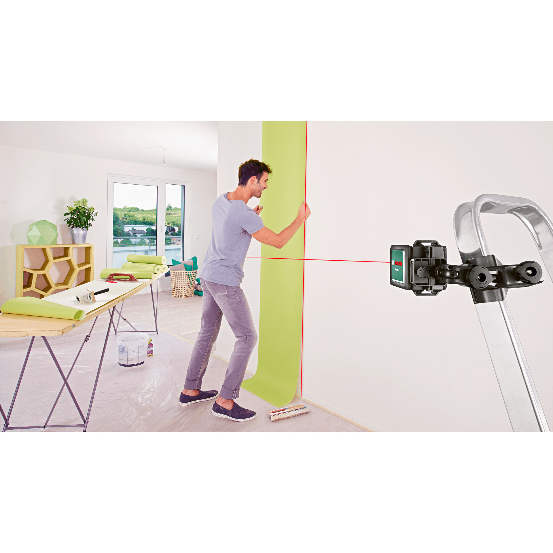 Нівелір лазерний BOSCH Quigo + затискач MM2 + 2xAAA + адаптер (0.603.663.503)