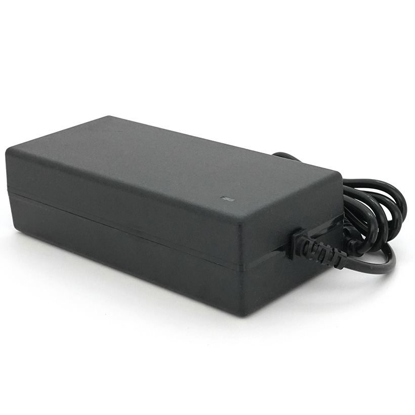 Адаптер питания VOLTRONIC YM-0550