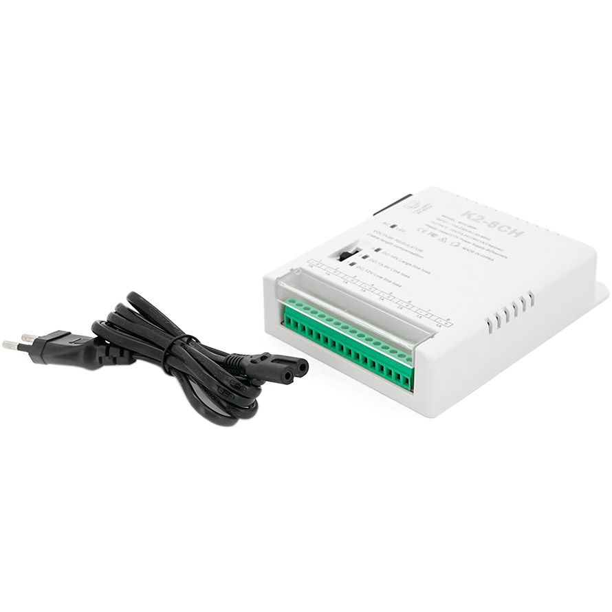 Адаптер питания с регулировкой напряжения VOLTRONIC 12V-8A/8CH