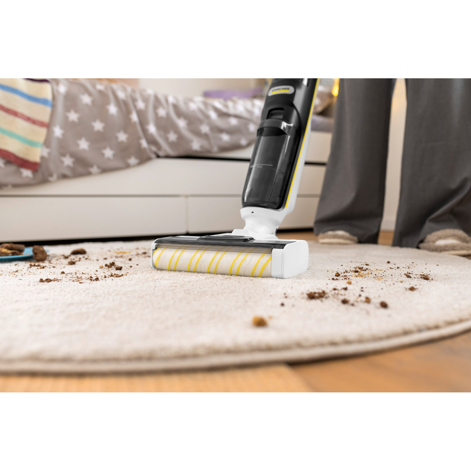 Пилосос вертикальний KARCHER FCV 4 (1.056-131.0)