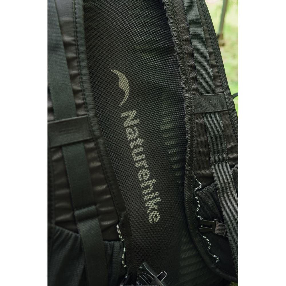Туристический рюкзак NATUREHIKE CNK2300016 Helium Outdoor Backpack 30+5L Brown (6976507661133)