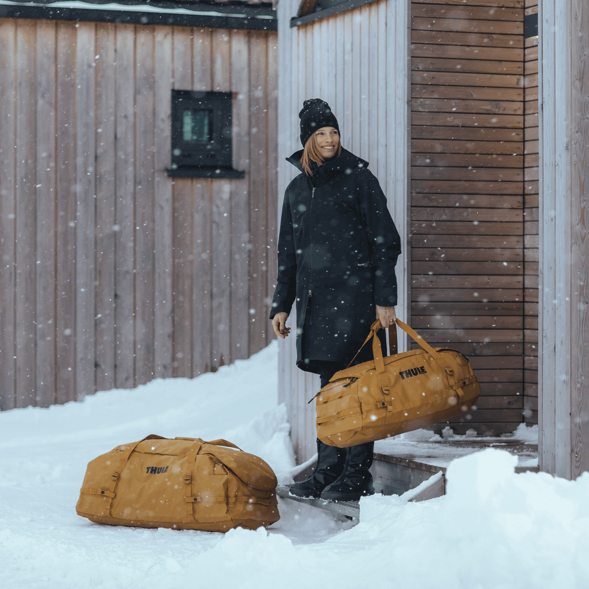 Сумка дорожня THULE Chasm Duffel 30L Golden Brown (3205213)