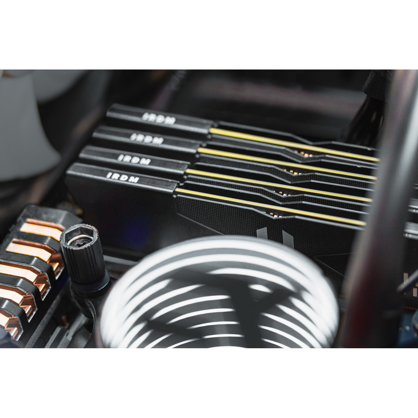 Модуль пам'яті GOODRAM IRDM DDR5 6000MHz 16GB Black (IR-6000D564L36S/16G)