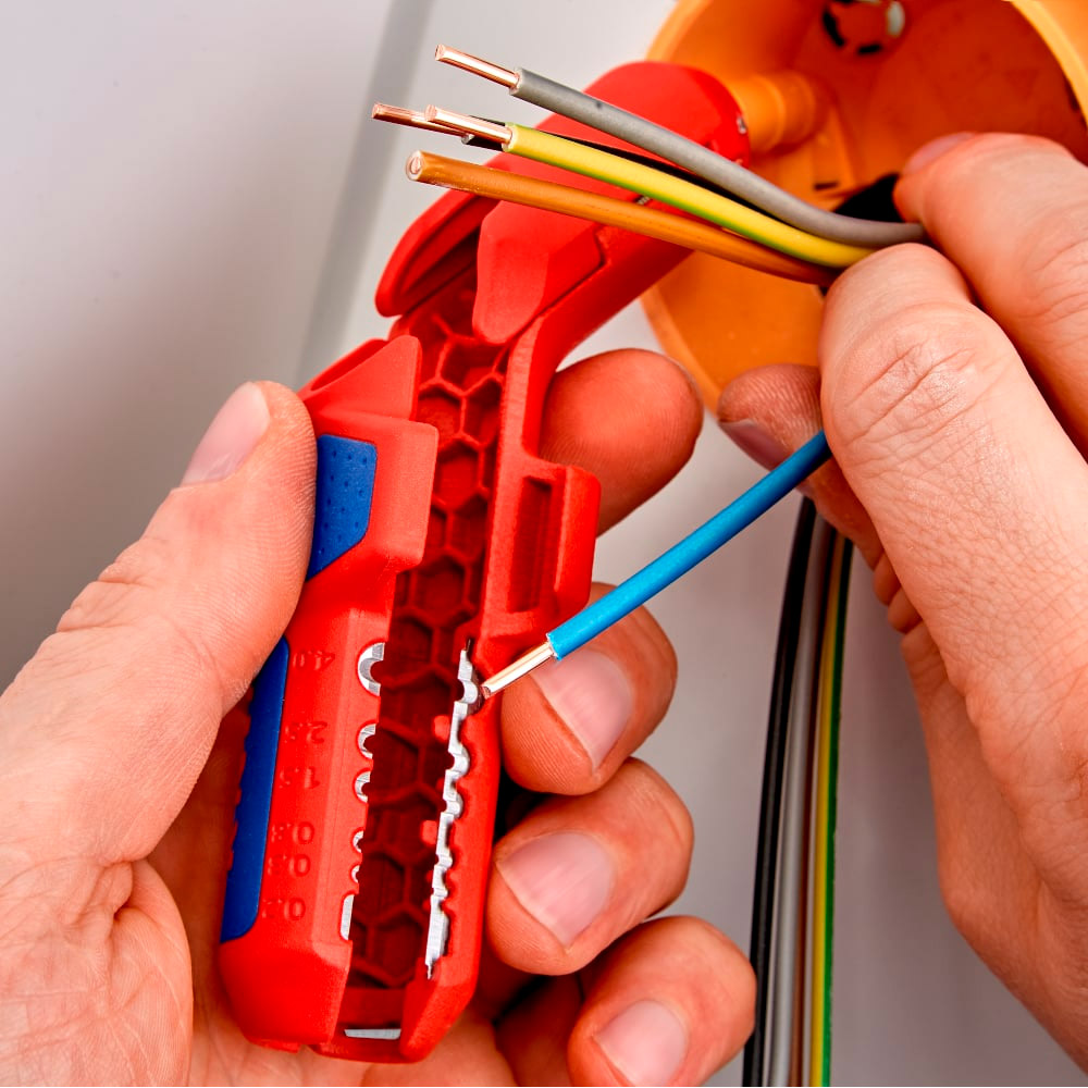 Інструмент для зняття ізоляції KNIPEX ErgoStrip (16 95 01)