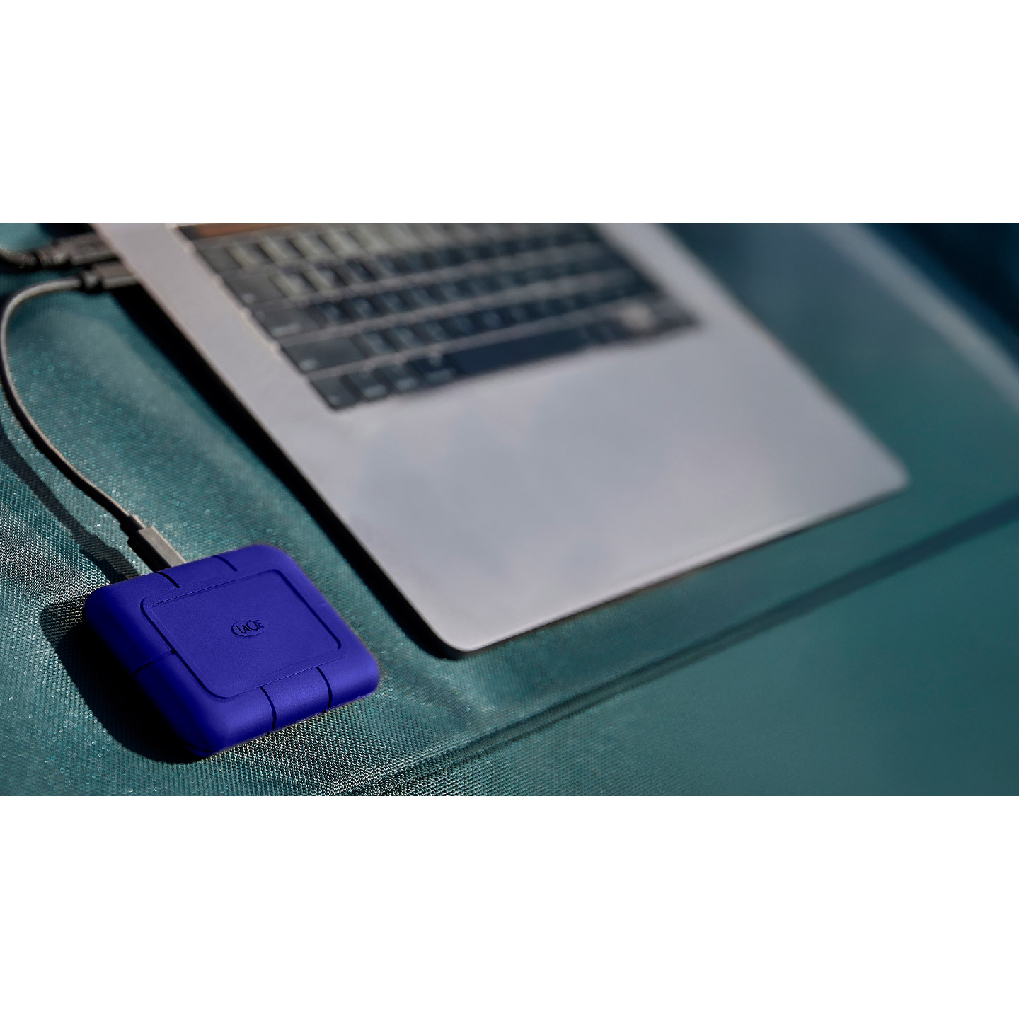 Портативний SSD диск LACIE Rugged Pro5 2TB TB5 Blue (STNA2000400)
