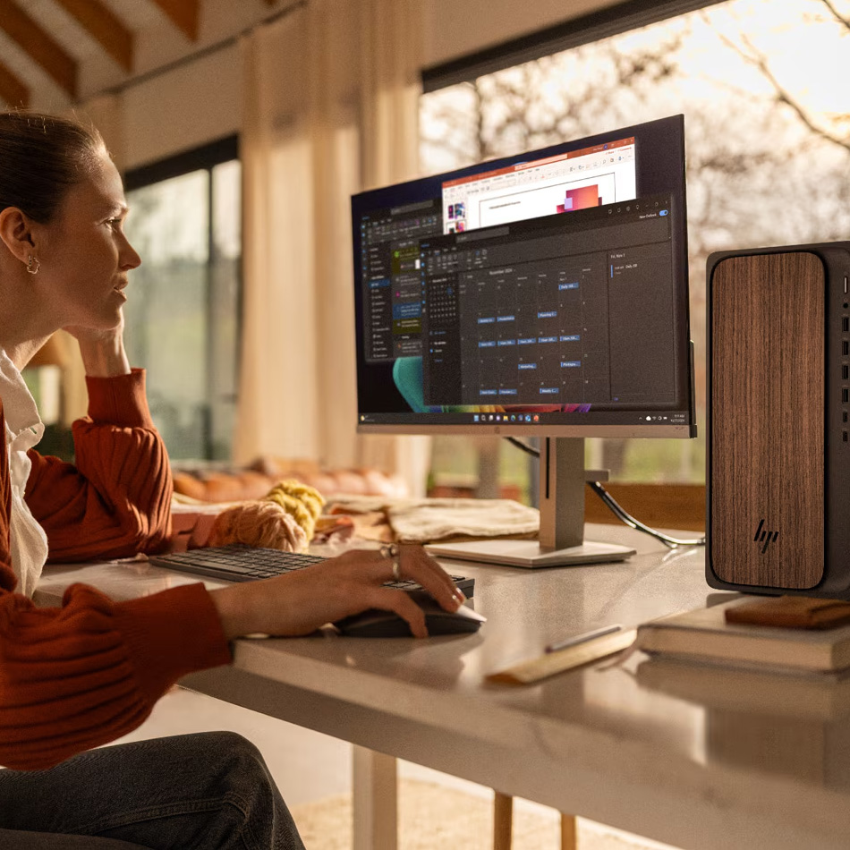 Компьютер HP OmniDesk AI M03-0000ua Dark Wood (BV7Y8EA)