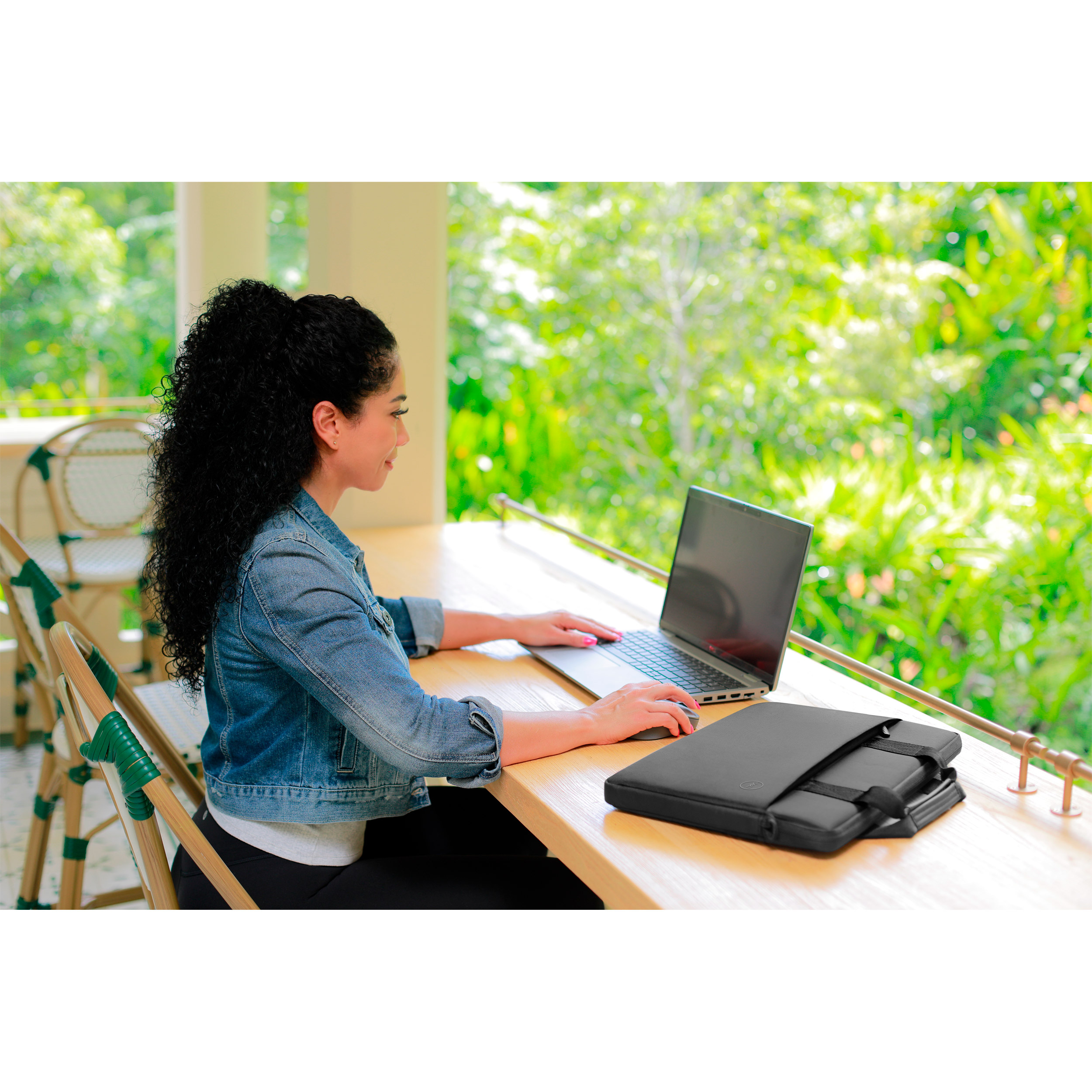 Сумка для ноутбука DELL Ecoloop Pro Sleeve 16" Black (460-BDLH)