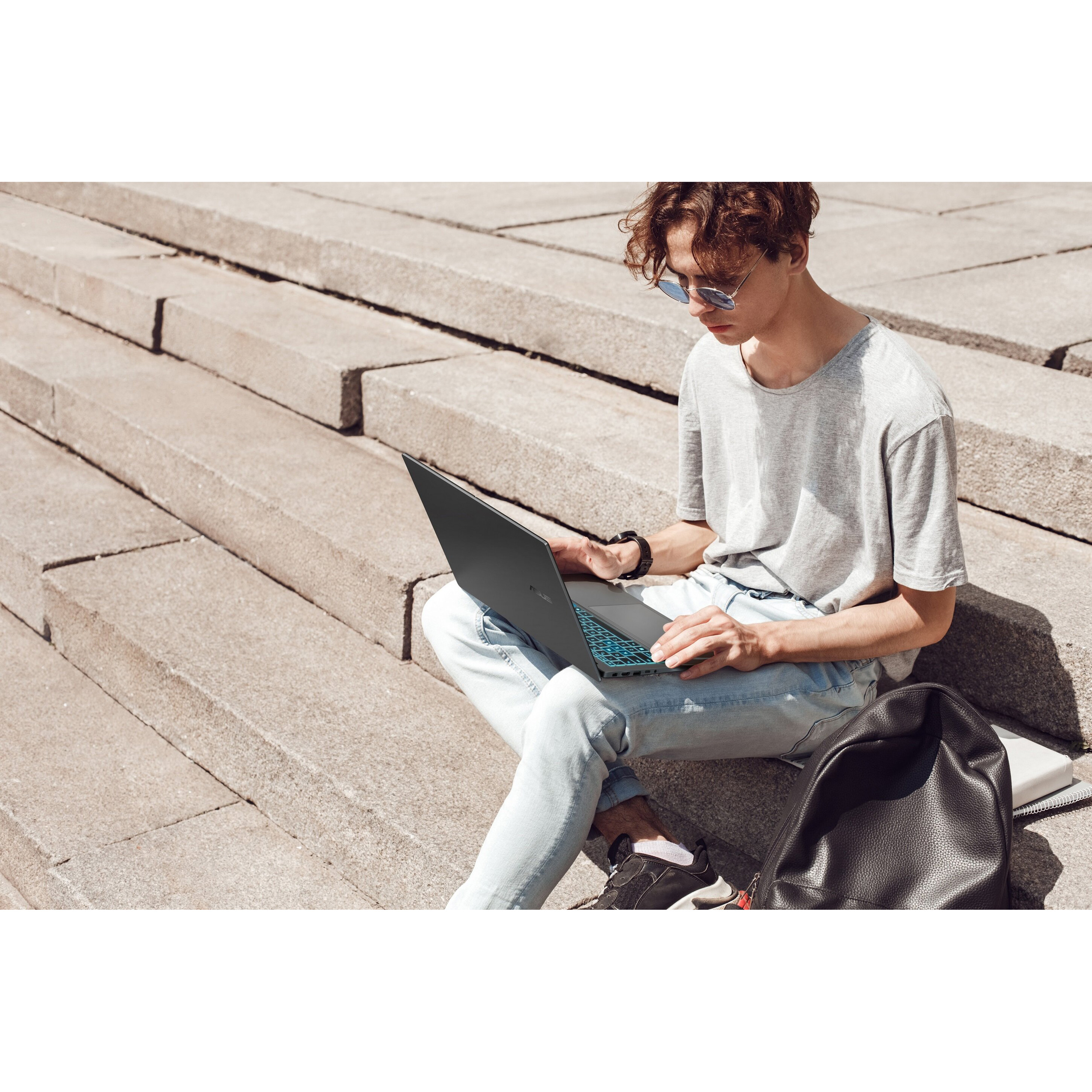 Ноутбук ASUS V16 V3607VU Black (V3607VU-RP229)