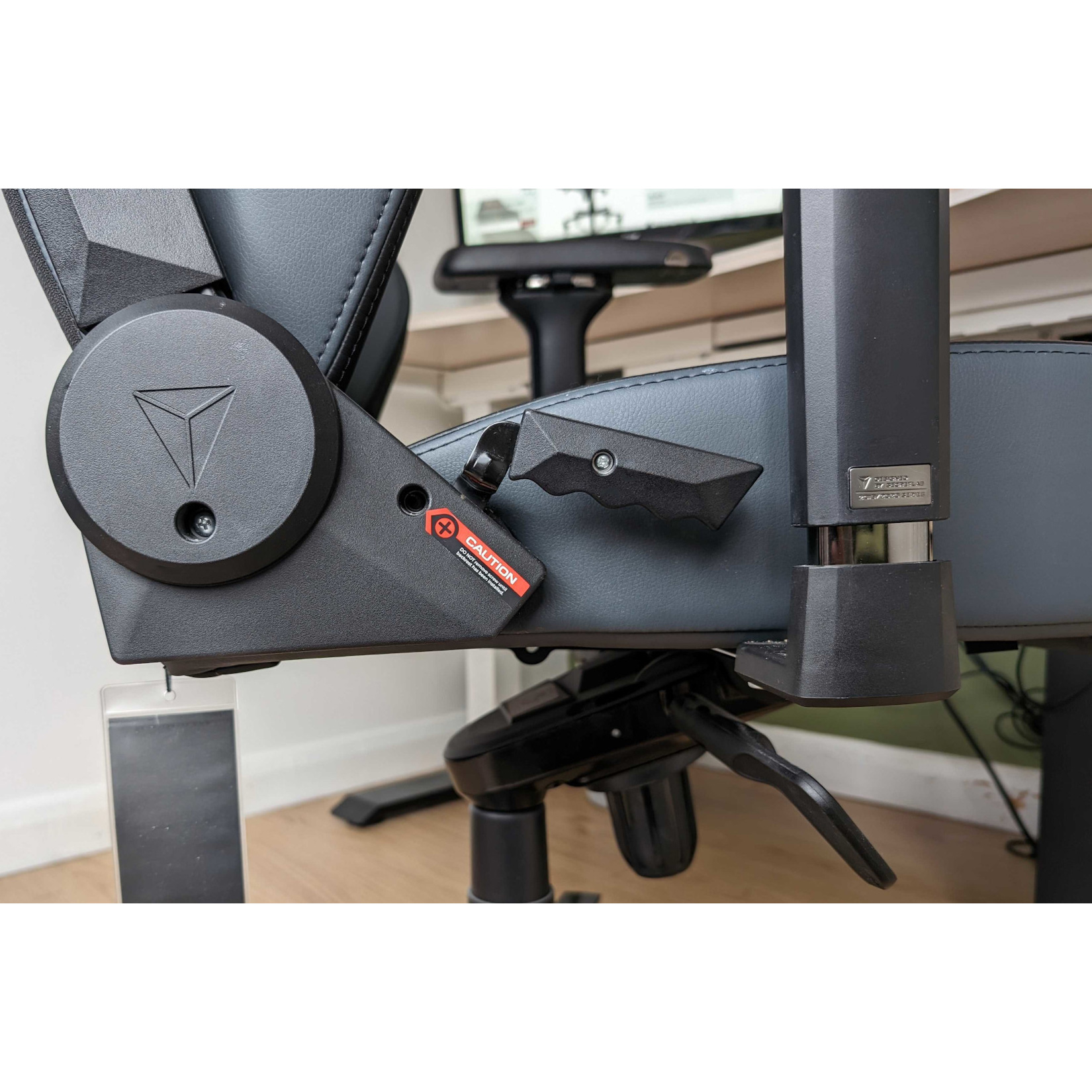Крісло геймерське SECRETLAB Titan 2020 Prime 2.0 Ash