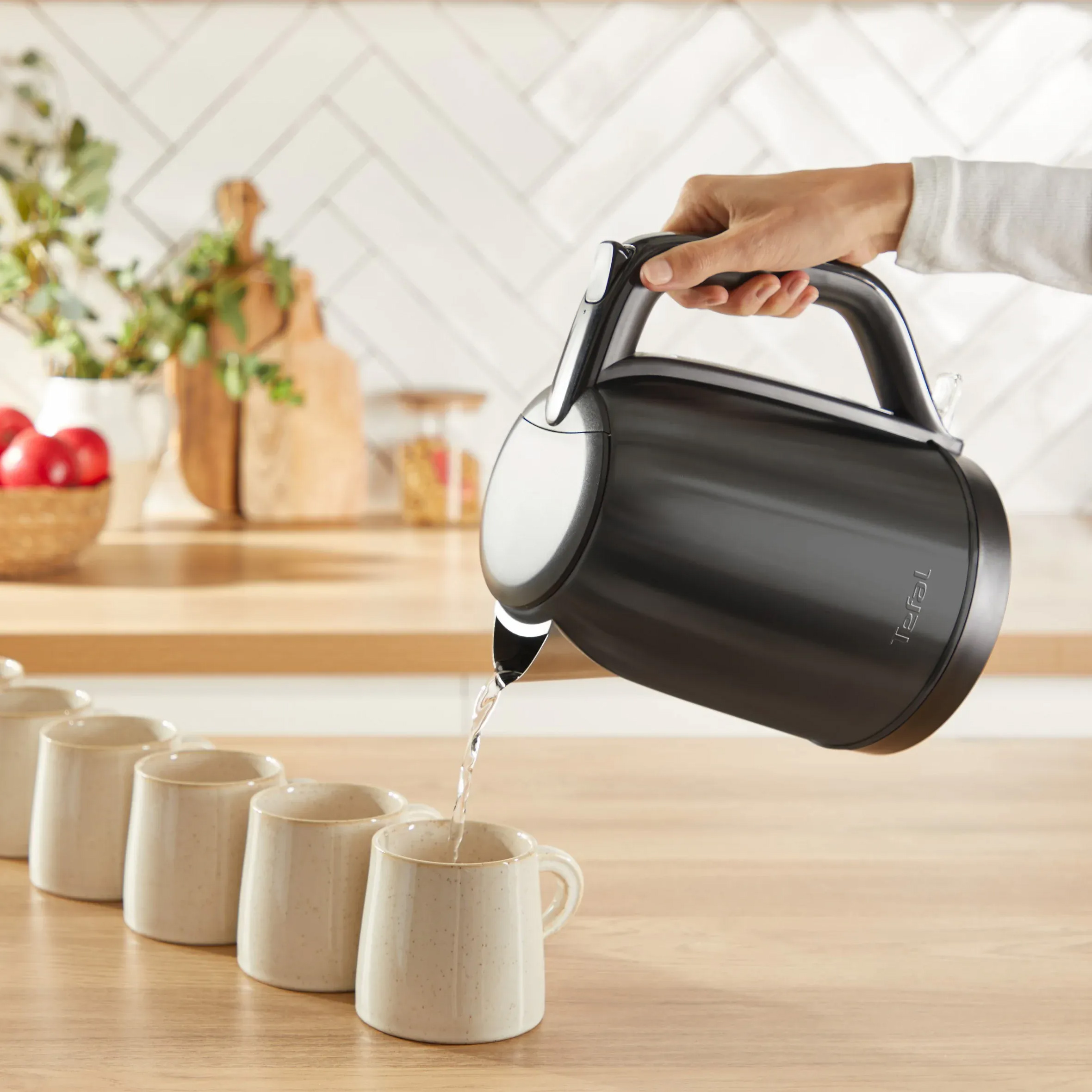 Электрочайник TEFAL Subito KO5S08E0 (KO5S0DE0)