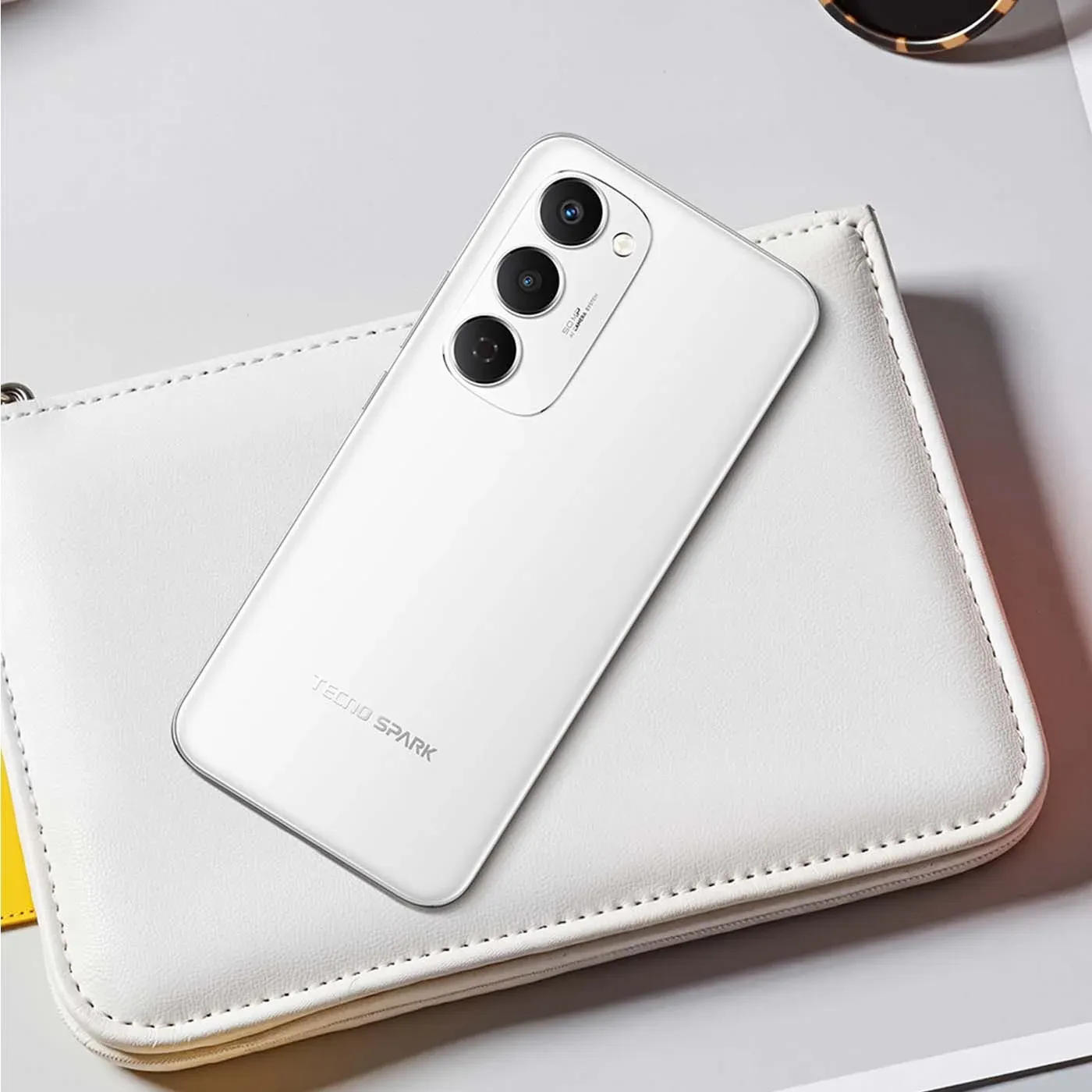 Смартфон TECNO Spark 40 Pro+ (KM7) 8/256GB Aurora White