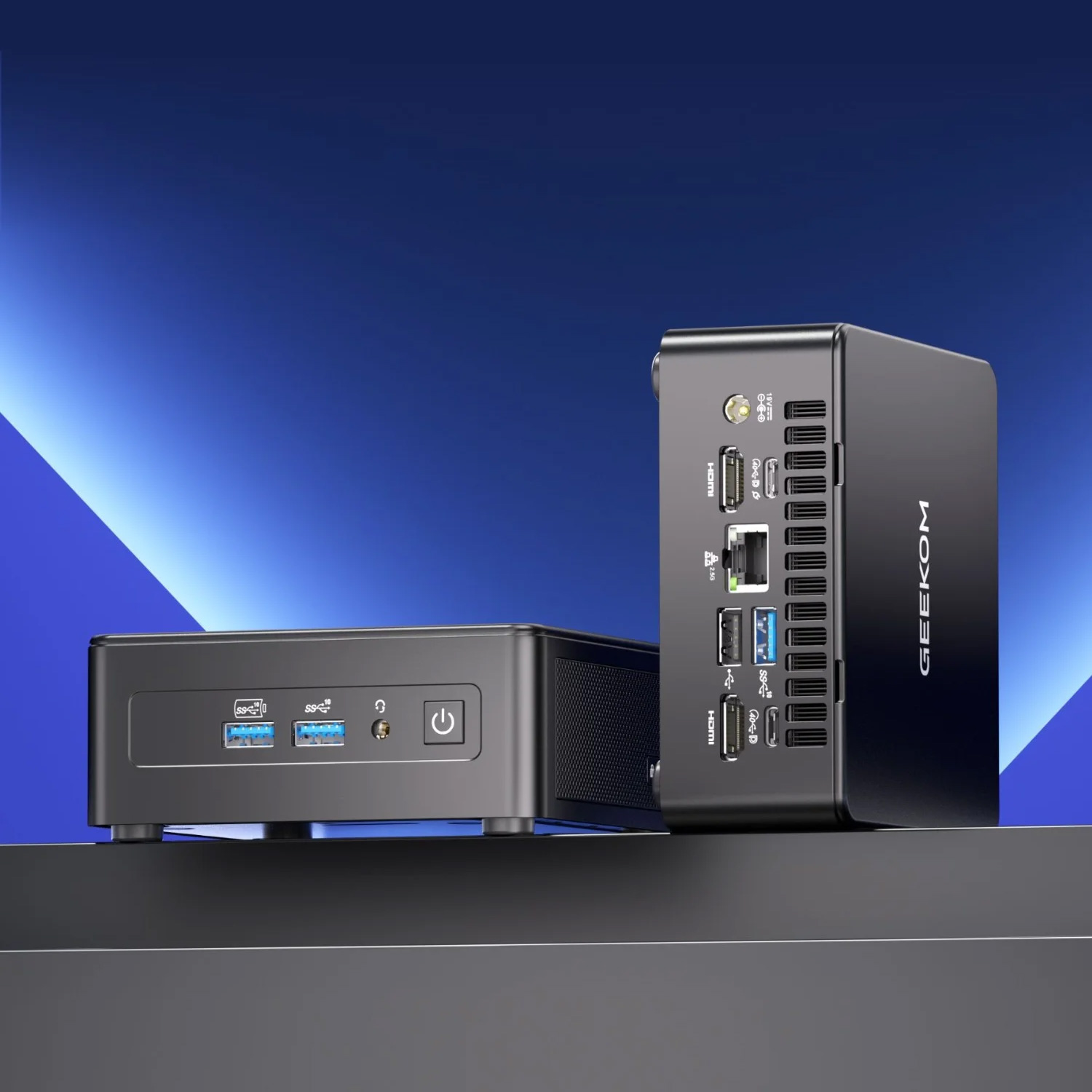 Неттоп GEEKOM Mini IT15 AI (Ultra 9 285H 2.9GHz/32GB/SSD 2TB/WF7/BT/W11P) (GMIT15U9285H-322-EU)
