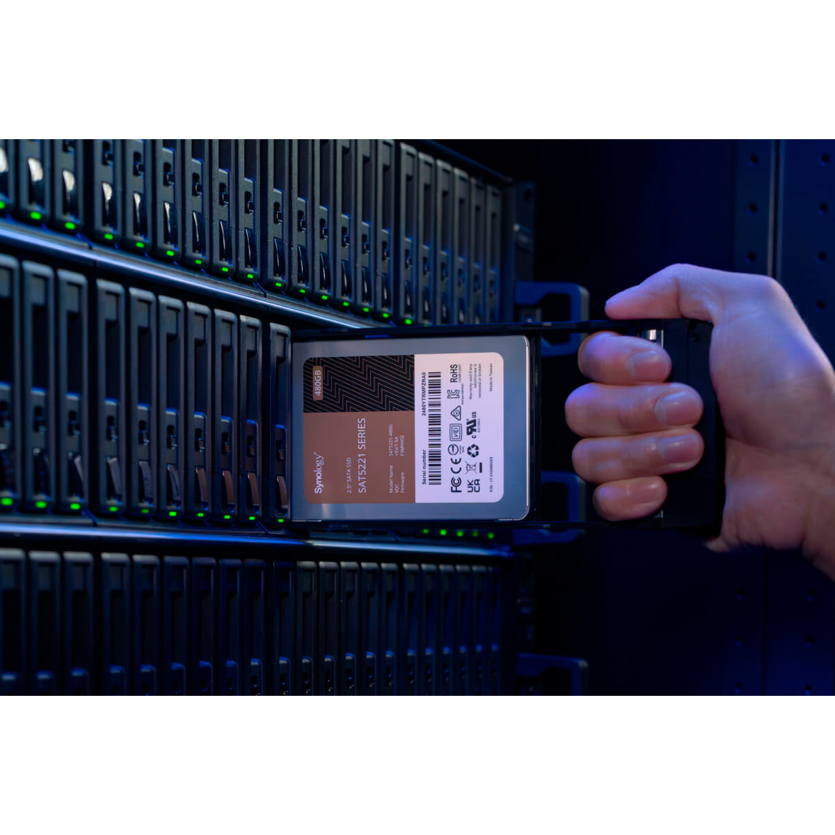 SSD диск SYNOLOGY SAT5221 3.84TB 2.5" PCIe (SAT5221-3840G)