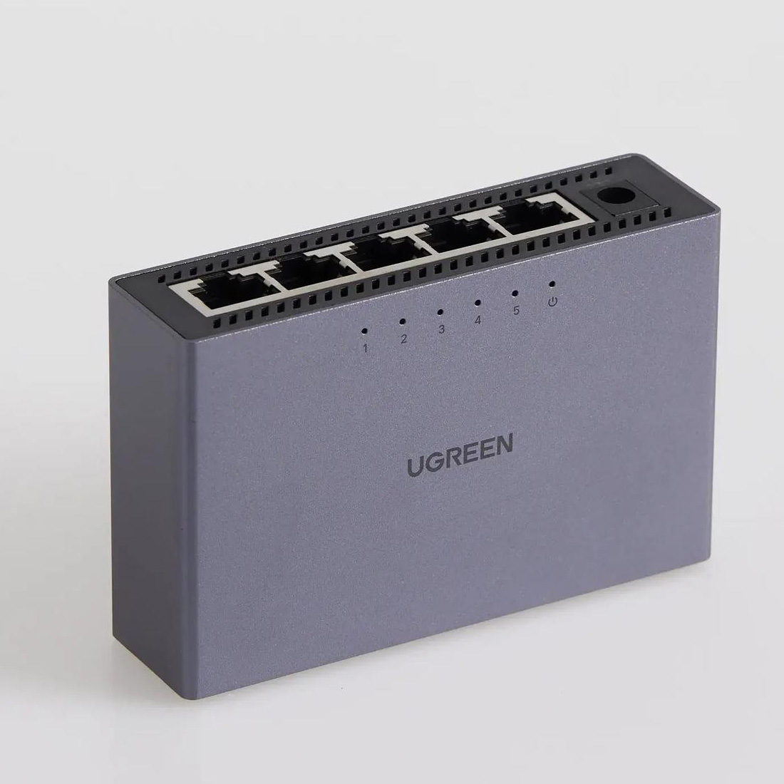 Комутатор UGREEN CM633