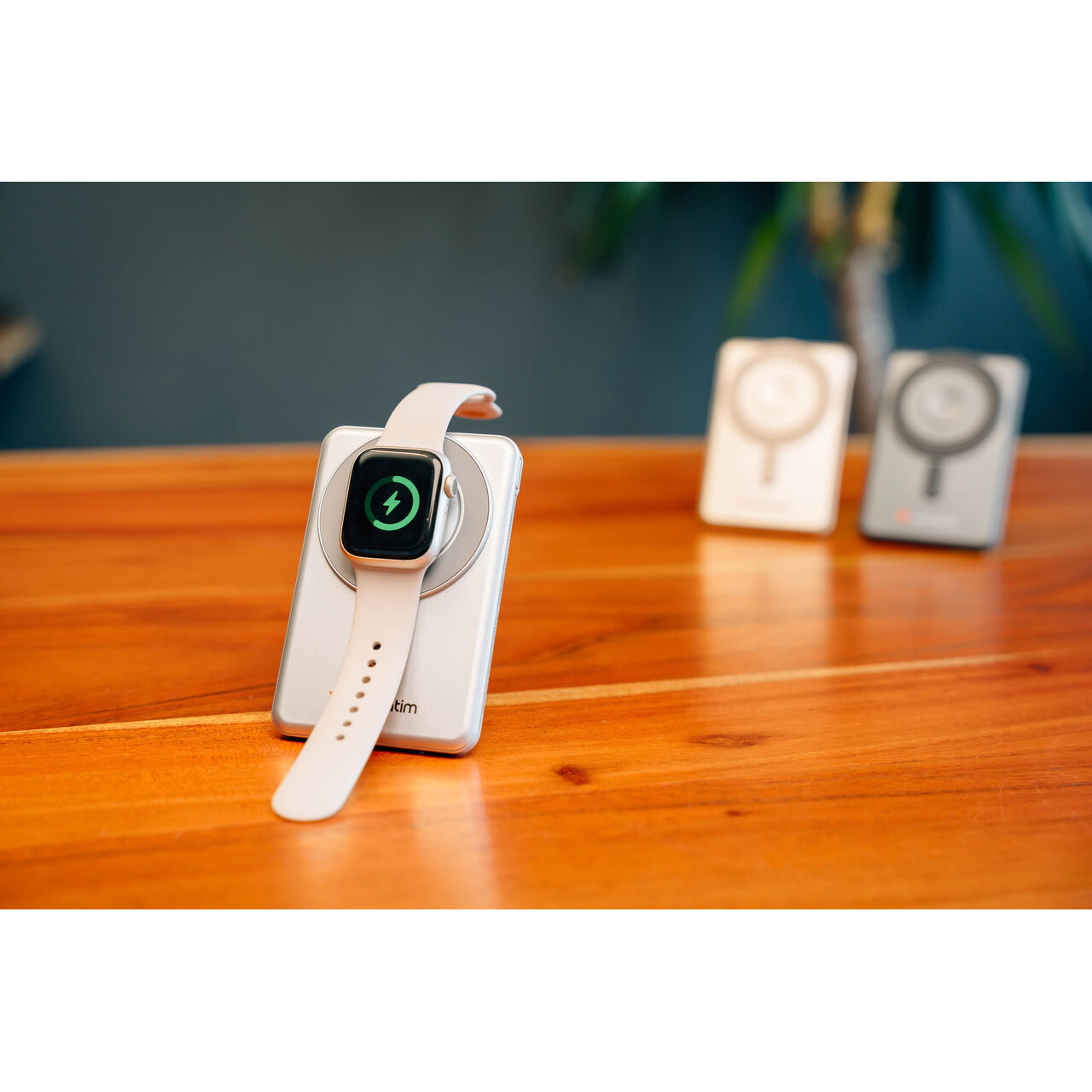 Повербанк MagSafe VERBATIM Charge 'n' Go 20W 5000mAh Silver (32276)