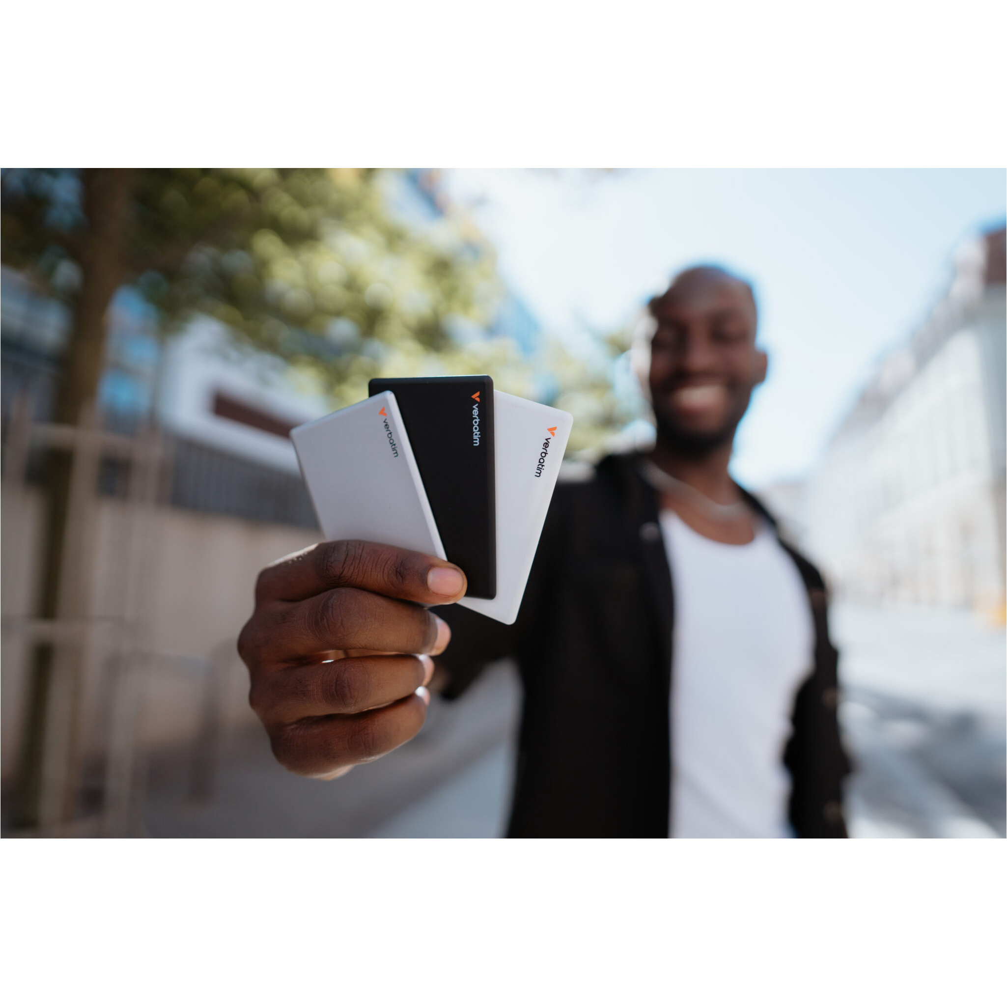 Поисковый брелок VERBATIM My Finder Card 2-pack Black/Silver