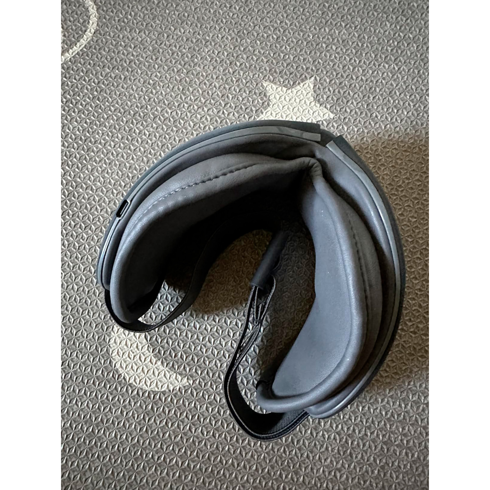 Масажер для очей SKG ES500 Gray (ES500 GY)