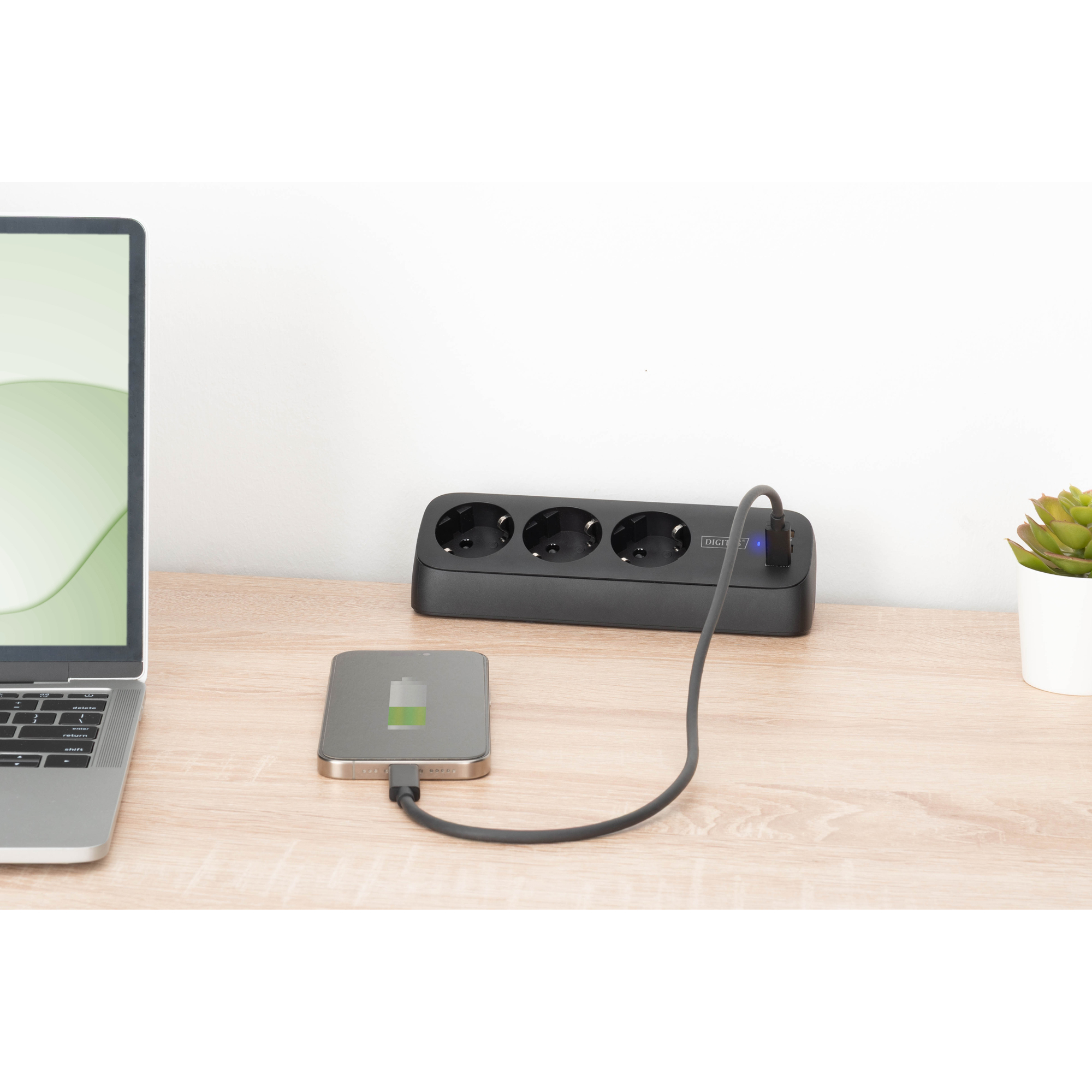Мережевий фільтр DIGITUS DA-70625 Black, 3 розетки, 1xUSB-C, 2xUSB, 1.5м