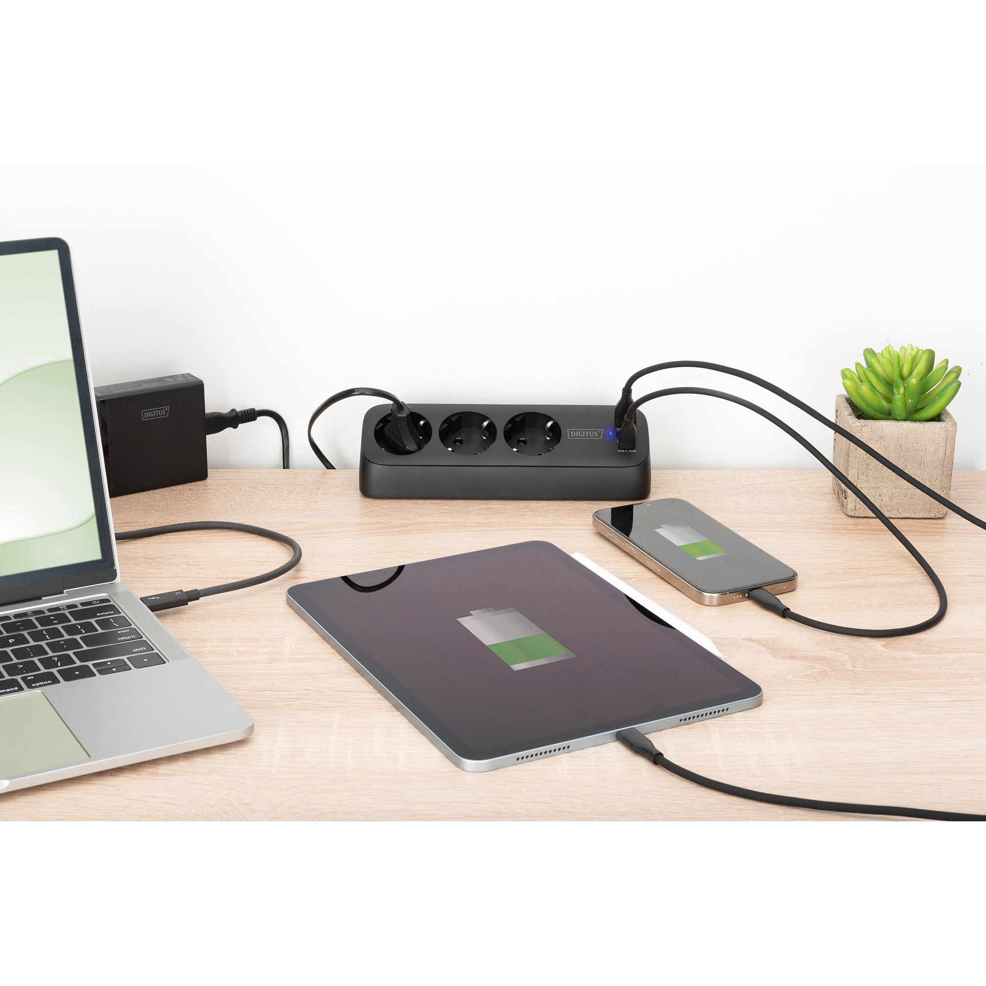 Мережевий фільтр DIGITUS DA-70625 Black, 3 розетки, 1xUSB-C, 2xUSB, 1.5м