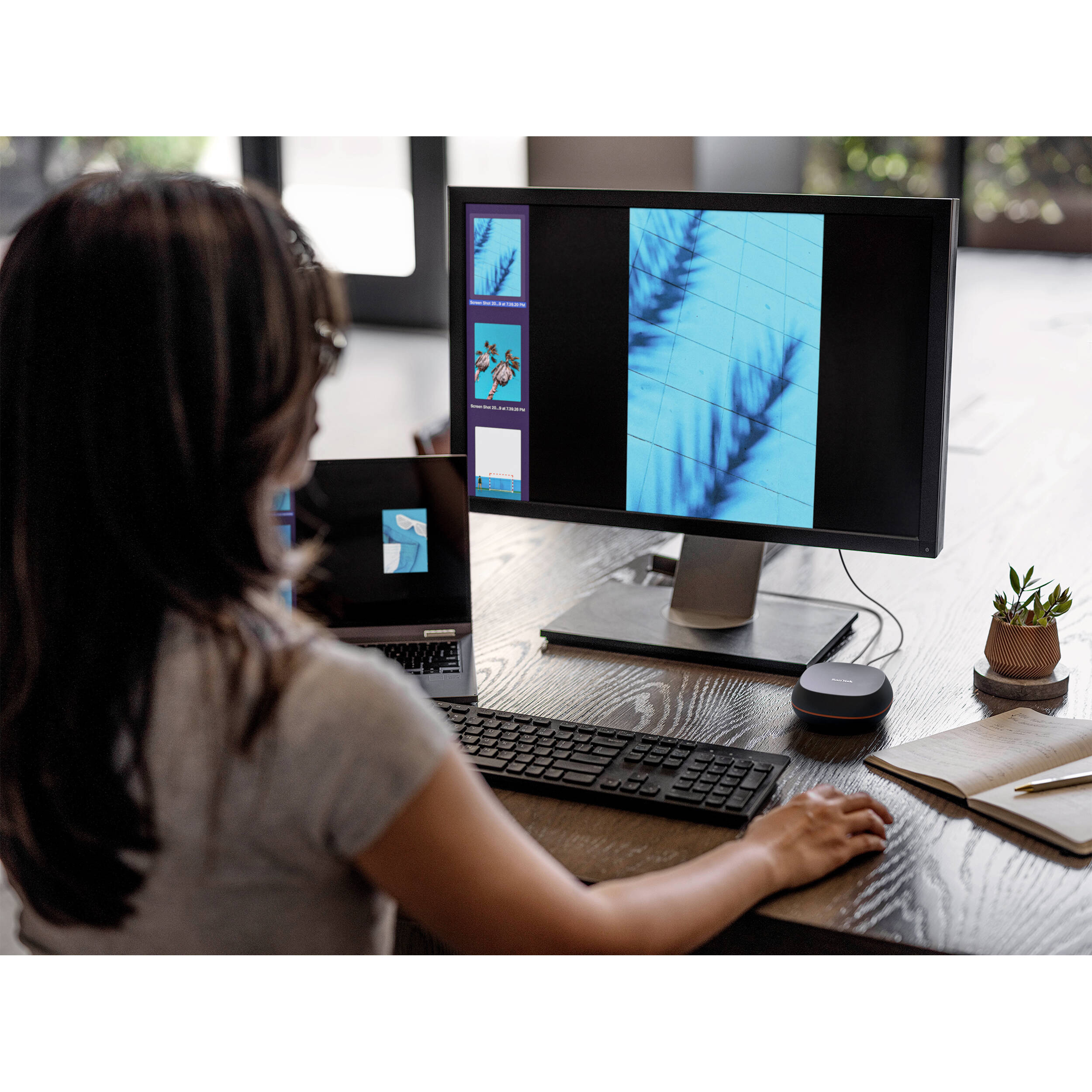 Портативний SSD диск SANDISK Desk Drive 4TB USB3.2 Gen2 (SDSSDT40-4T00-EM25)