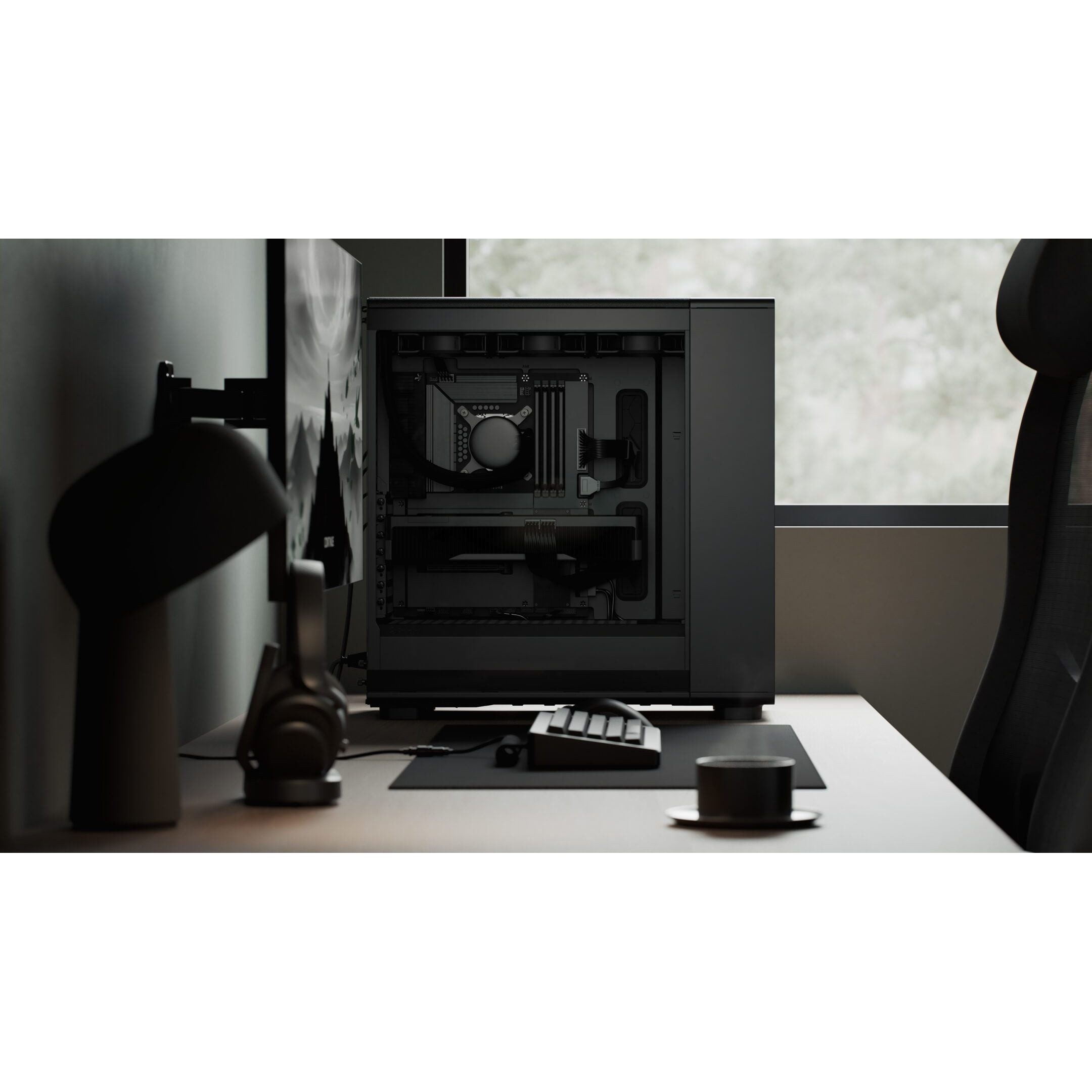 Корпус FRACTAL DESIGN Epoch XL Black TG Light Tint (FD-C-EPO1X-02)