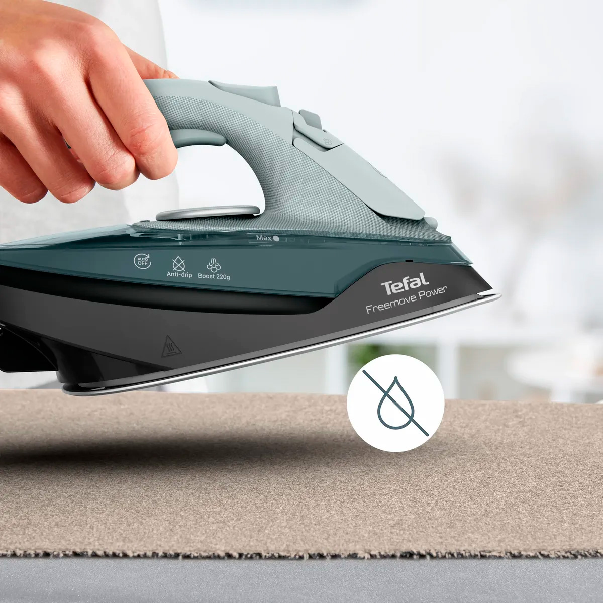 Бездротова праска TEFAL Freemove Power FV6670E0