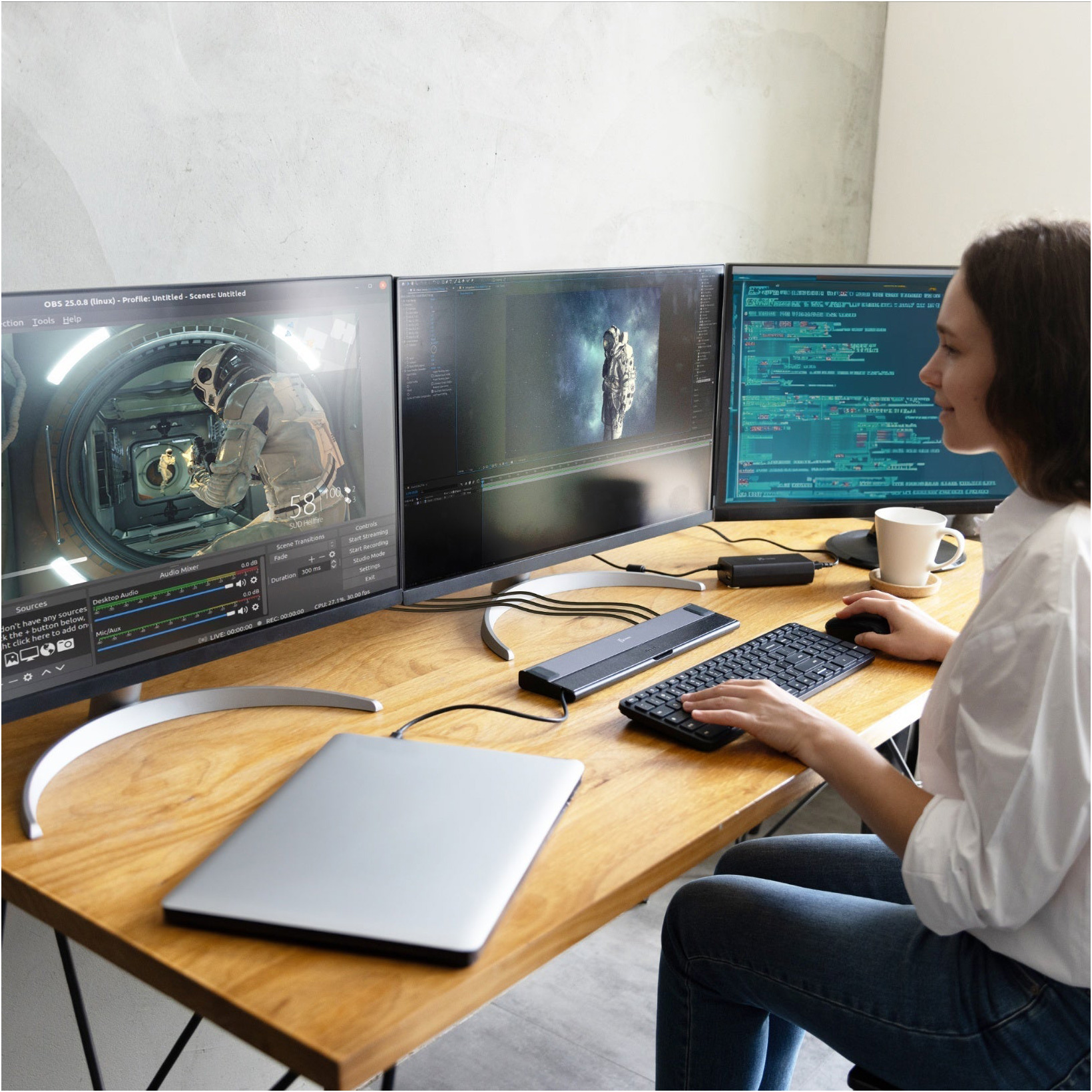 Док-станція J5CREATE 12-in-1 USB4 Triple 4K Display Docking Station (JCD554-N)