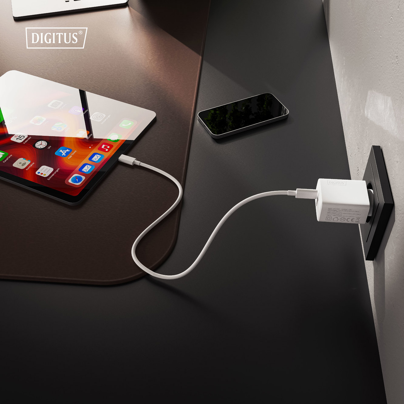 Зарядний пристрій DIGITUS GaN Charger, 1x USB-C, 1x USB-A, 30W White (DA-10301)