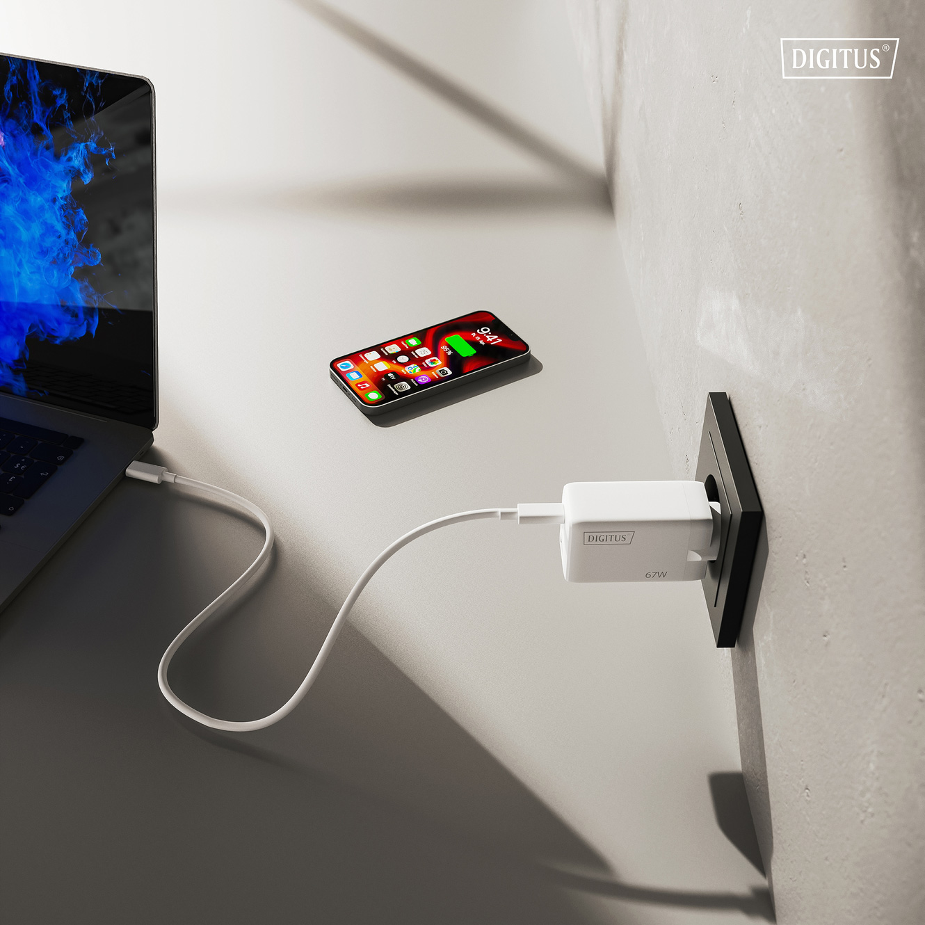 Зарядний пристрій DIGITUS GaN Charger, 2x USB-C, 1x USB-A, 67W White (DA-10303)