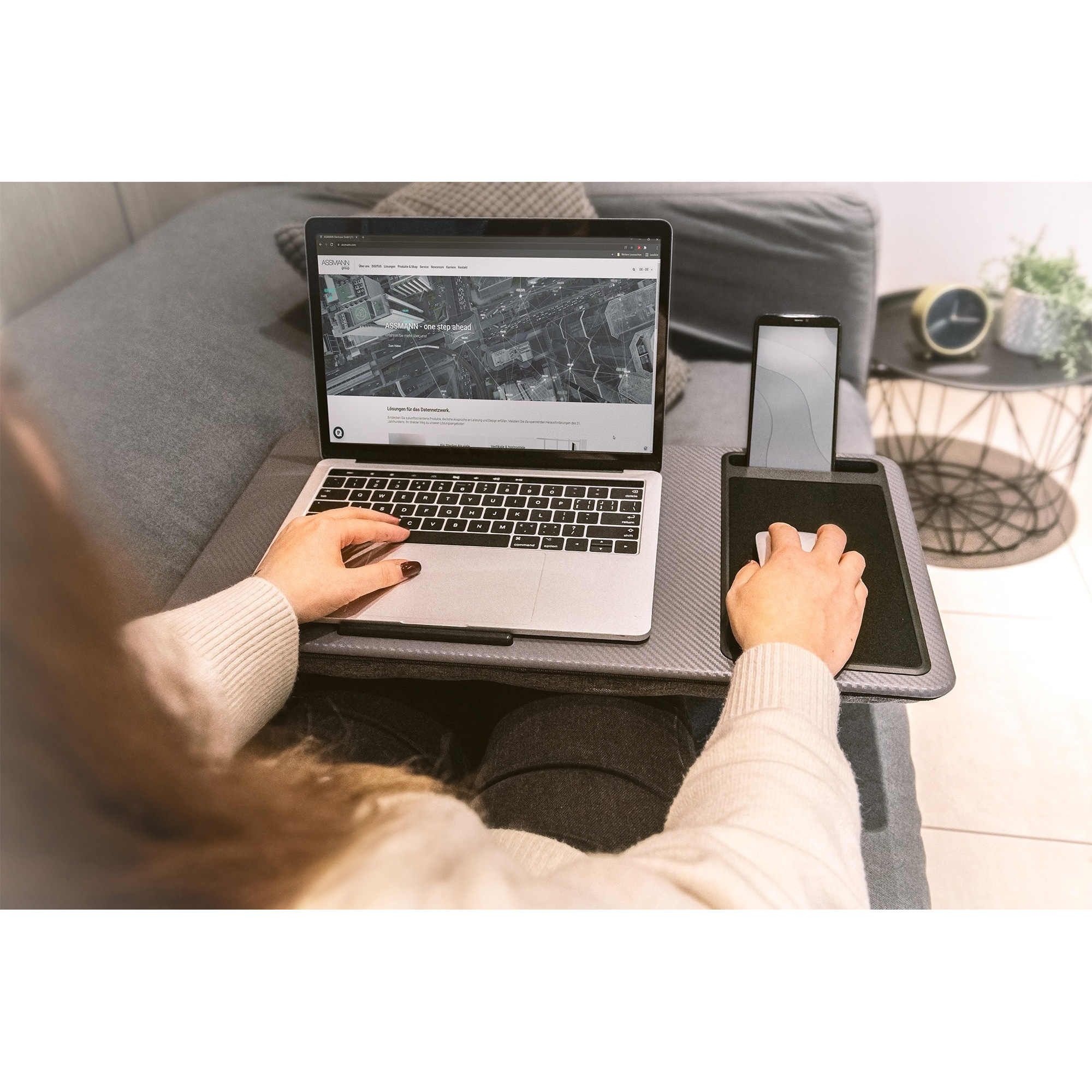Столик для ноутбука DIGITUS Notebook Desk/Workstation Gray