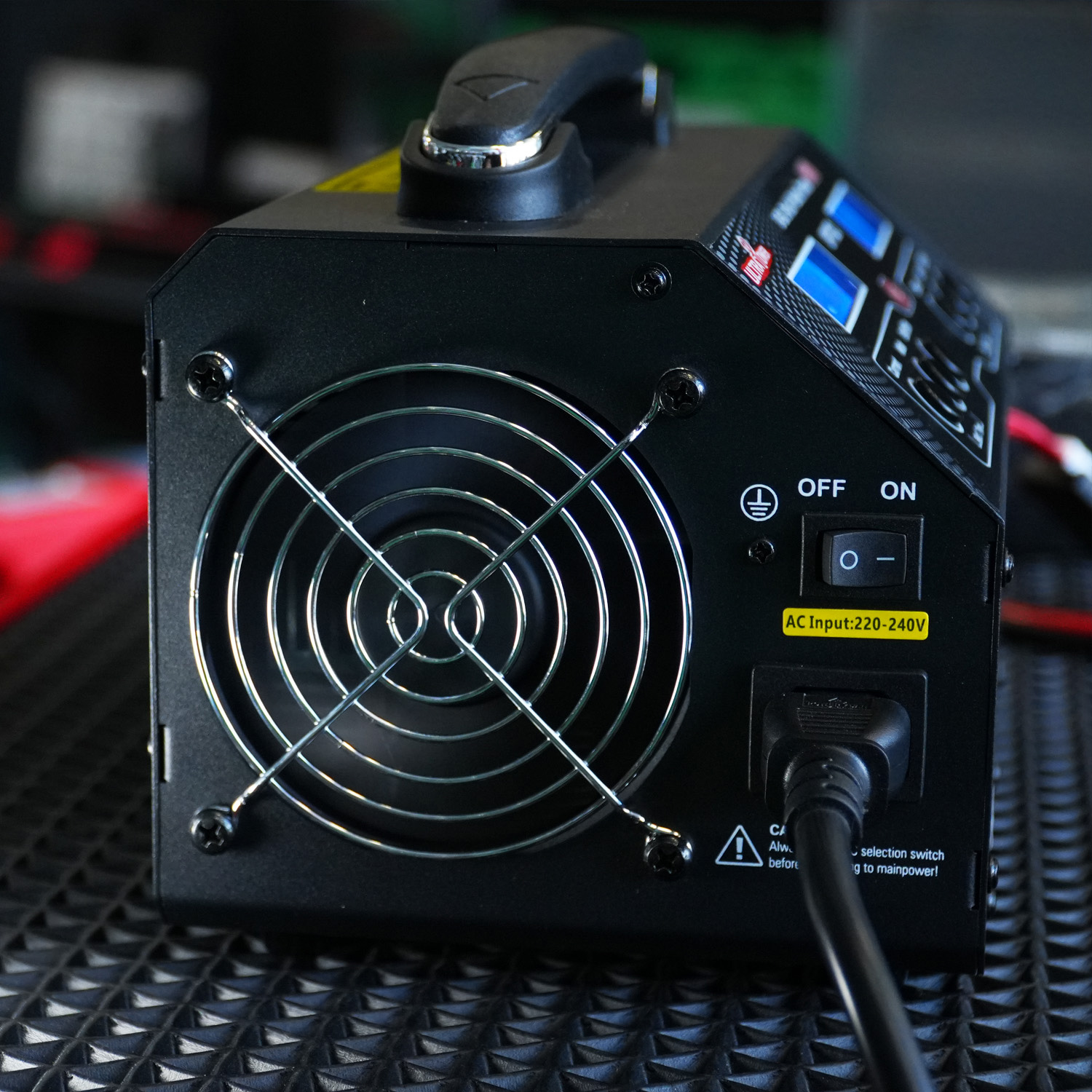 Зарядний пристрій для АКБ ULTRA POWER UP1100 LiPo/LiHV, 22A