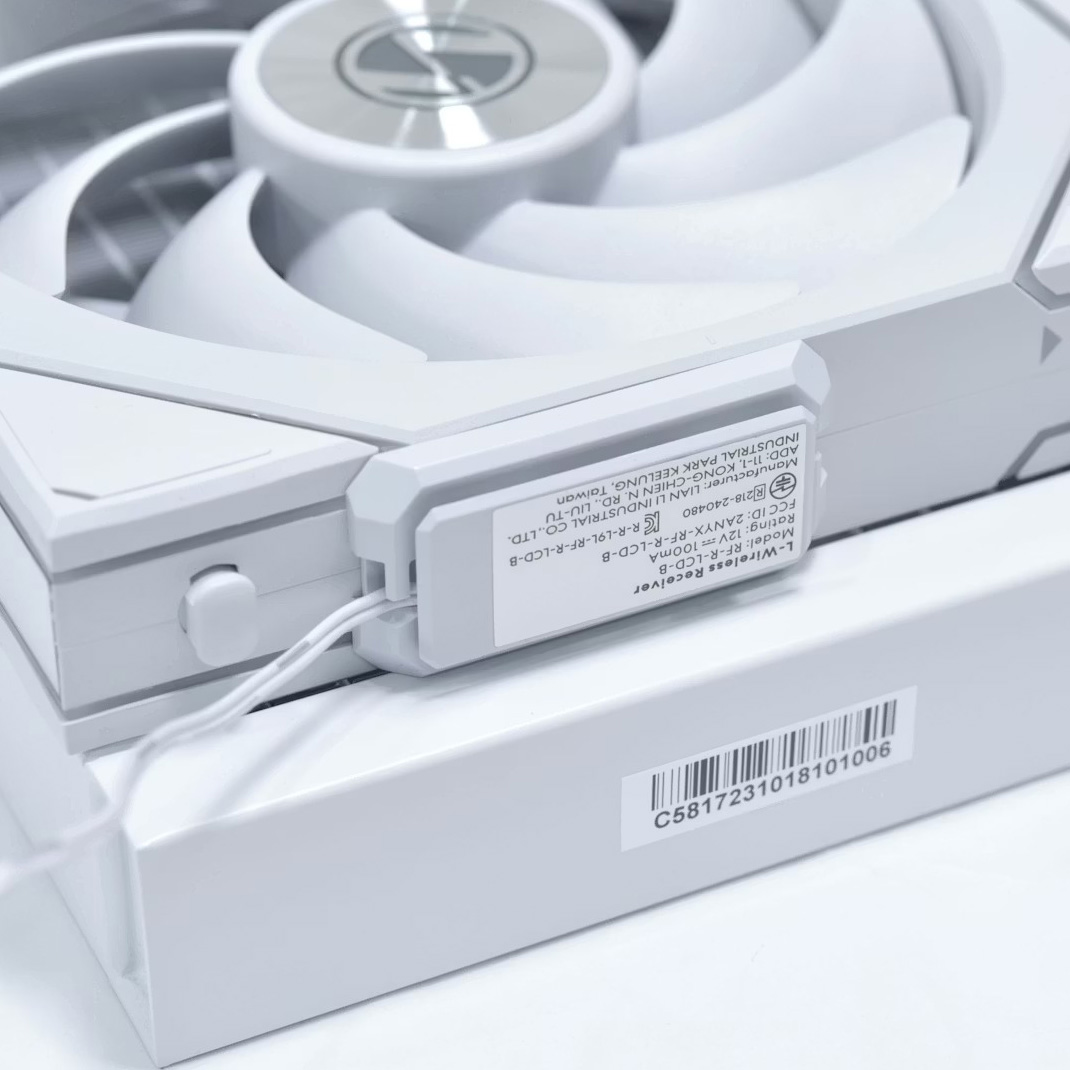 Система водяного охолодження LIAN LI Galahad II LCD TL Wireless 280 White (G89.GA2ALCD28TLW.00)