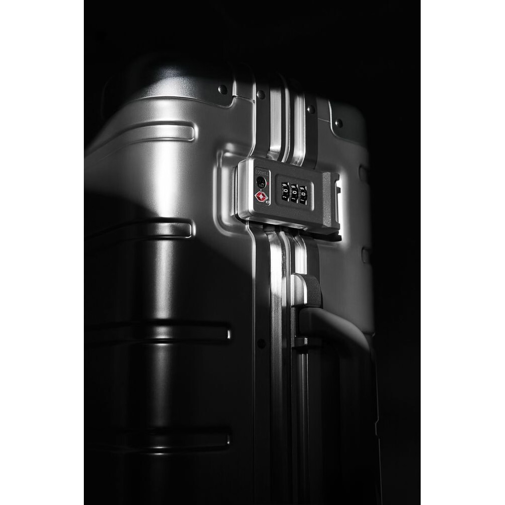 Чемодан XIAOMI Metal Carry-on Luggage Silver 31л