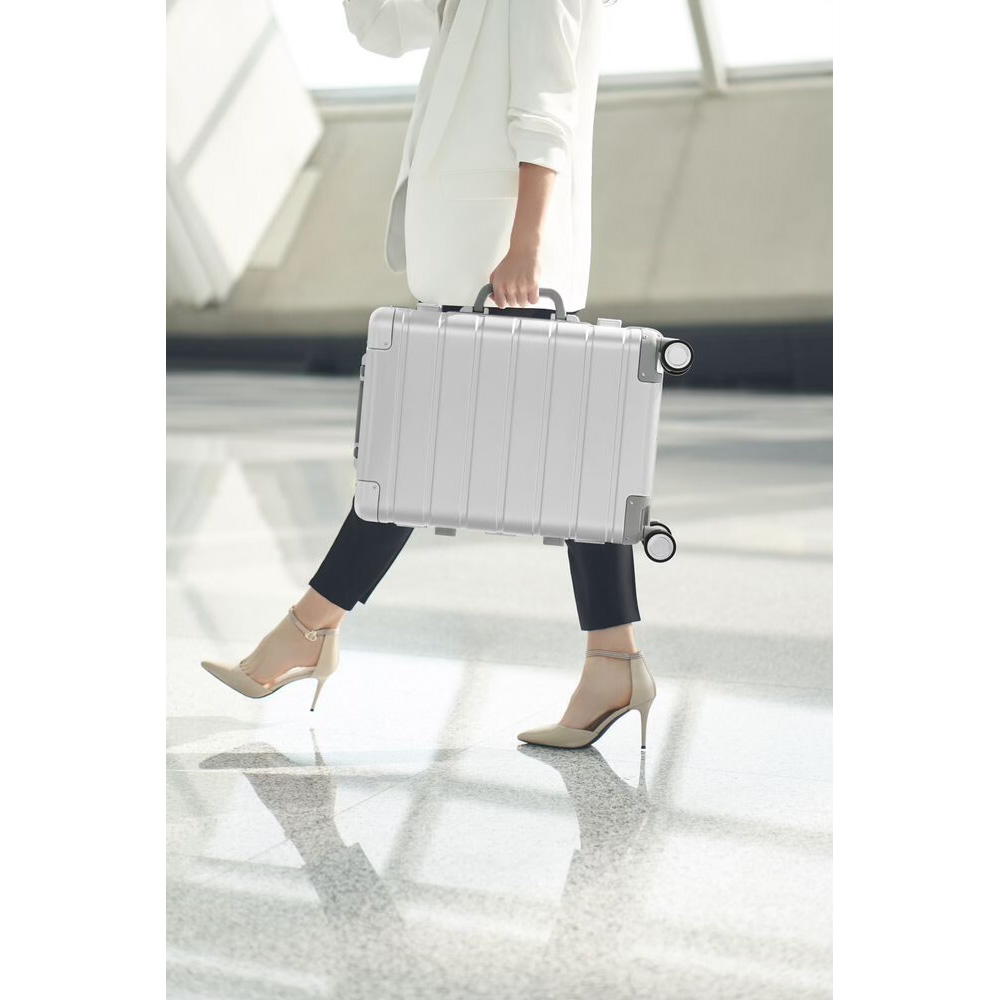 Чемодан XIAOMI Metal Carry-on Luggage Silver 31л