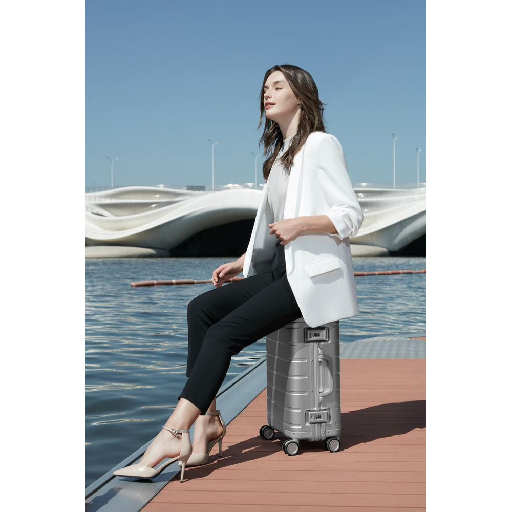 Чемодан XIAOMI Metal Carry-on Luggage Silver 31л